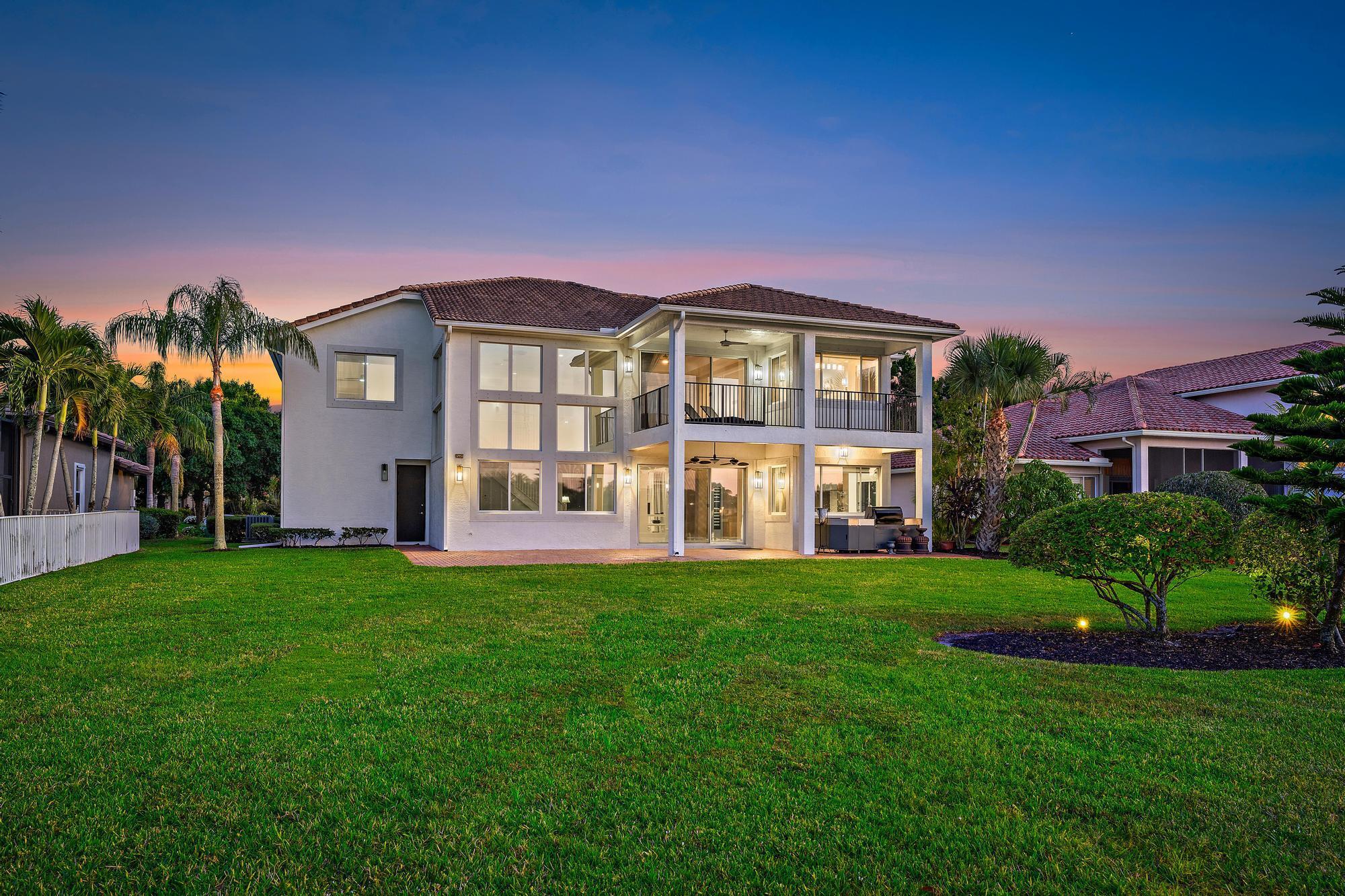 4770 SW Long Bay Drive