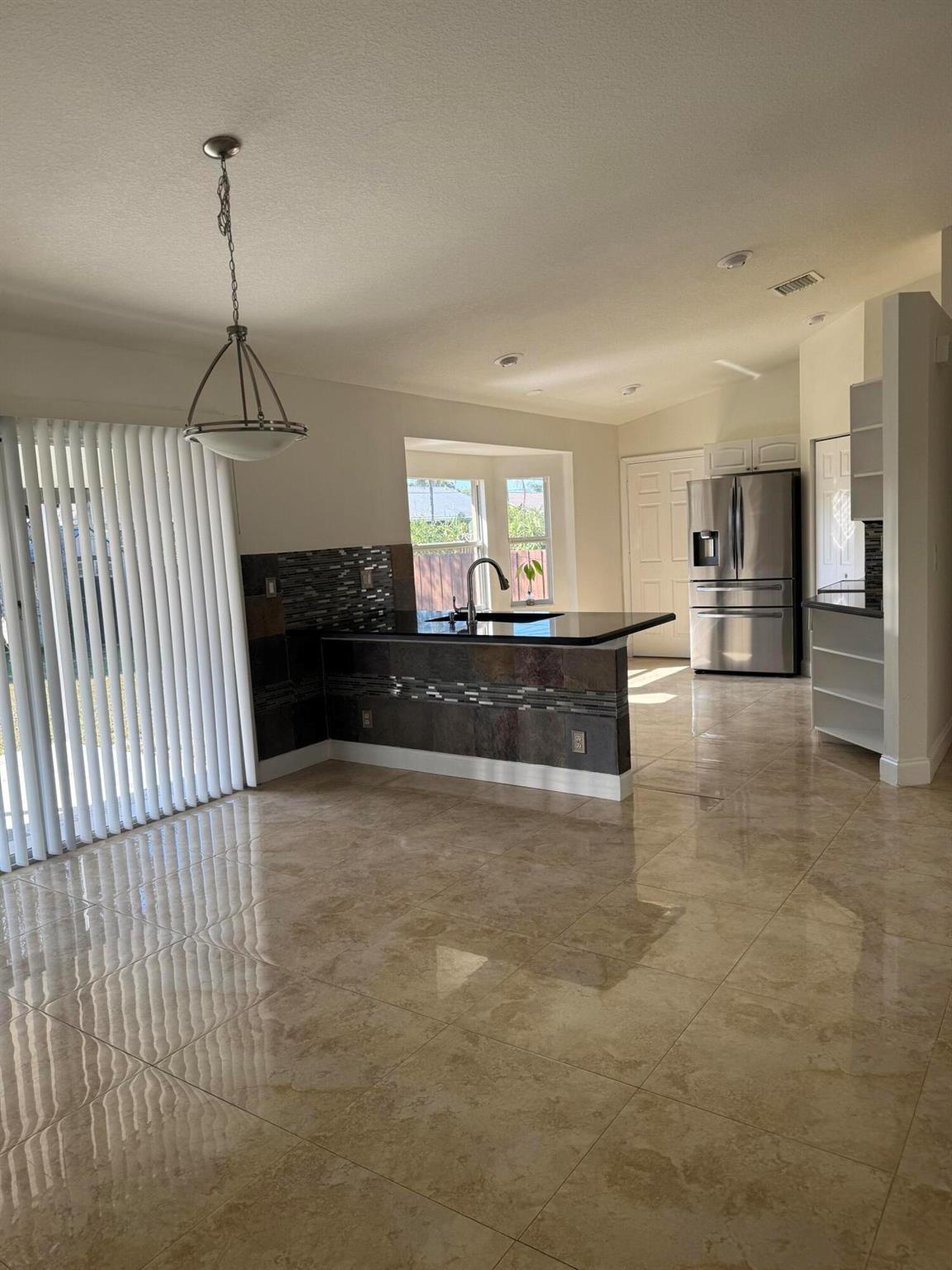 PORT ST LUCIE SECTION  22 - Residential Lease