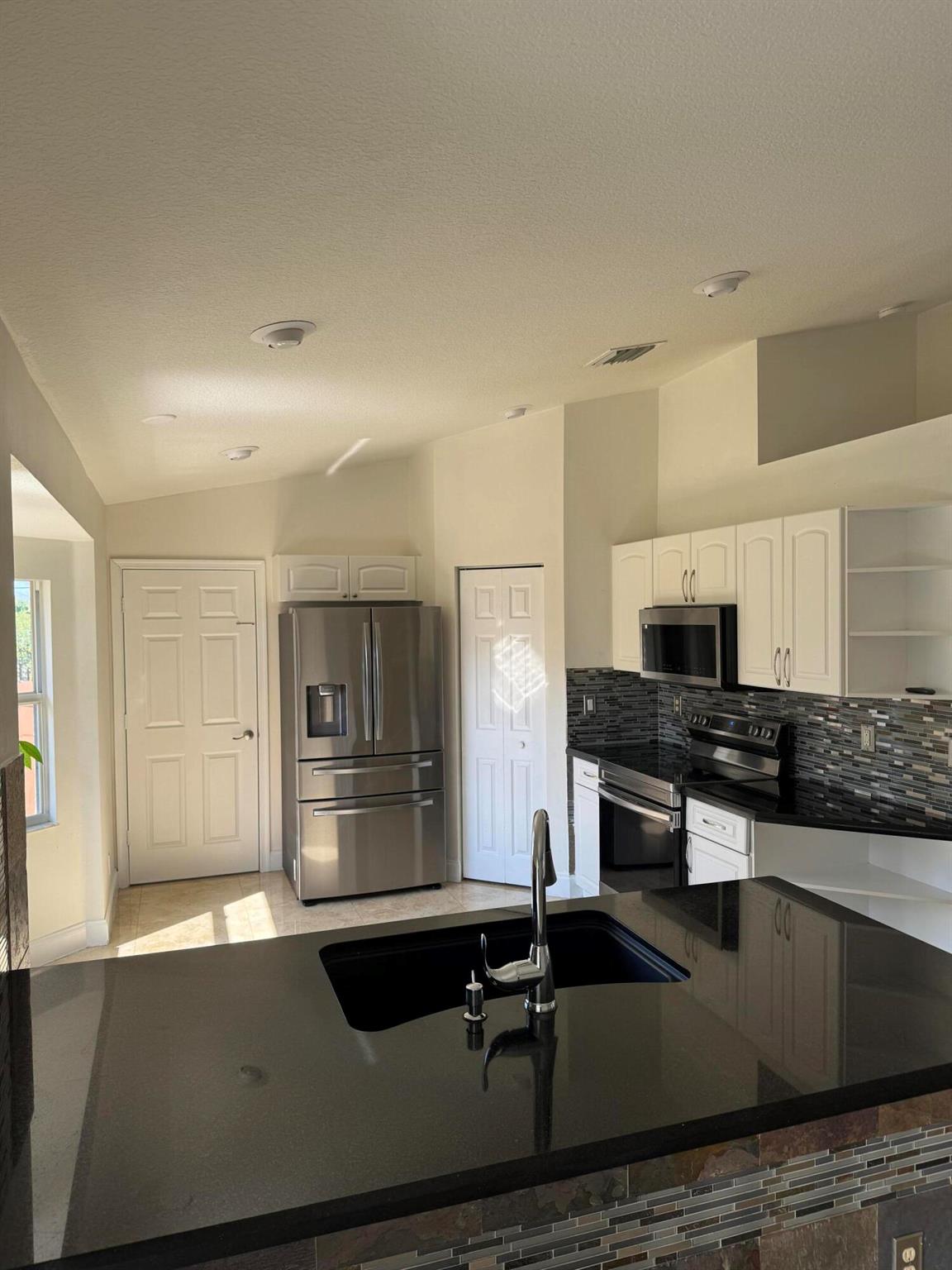 PORT ST LUCIE SECTION  22 - Residential Lease