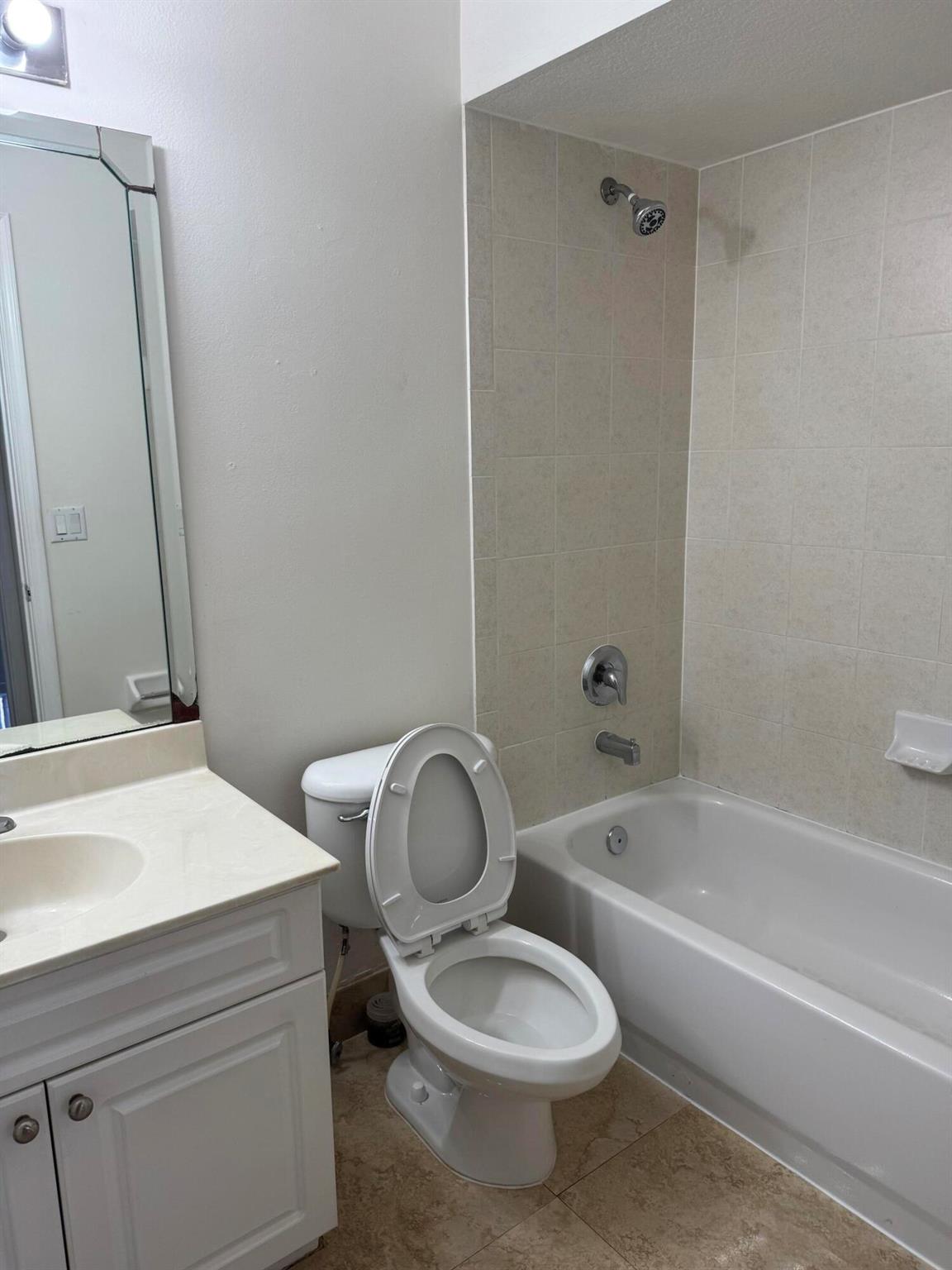 PORT ST LUCIE SECTION  22 - Residential Lease