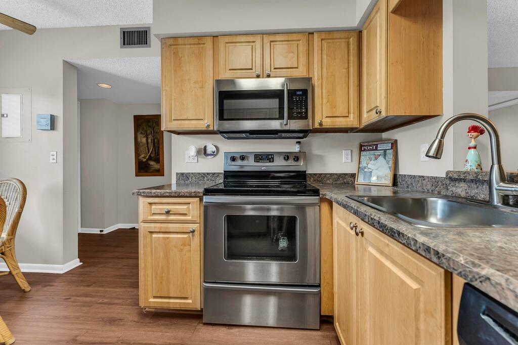 7341 Amberly Lane 307