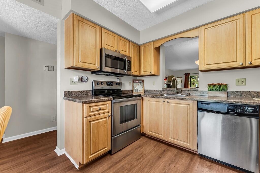 7341 Amberly Lane 307