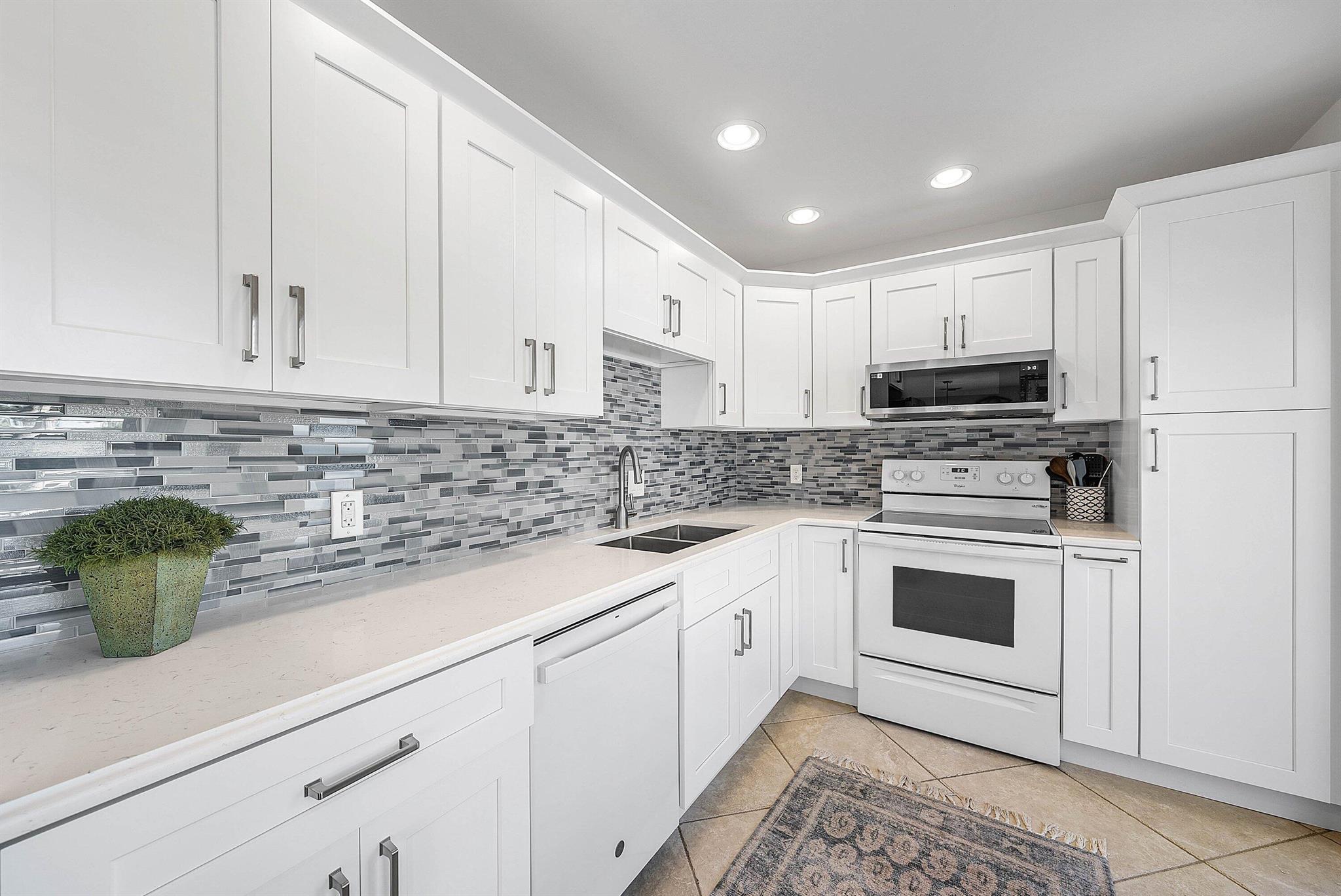 QUAIL RIDGE - Residential