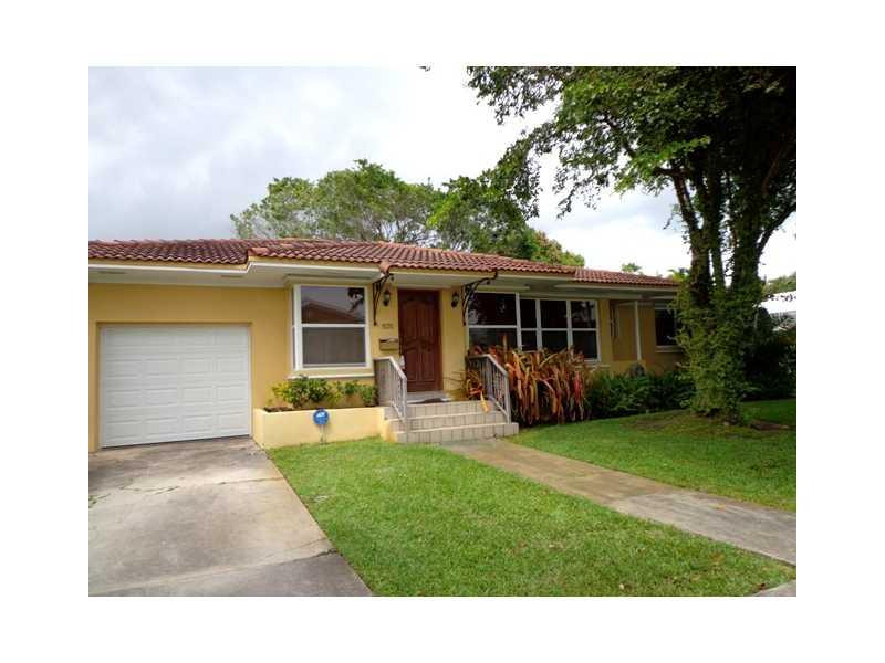 HOLLYWOOD - Residential
