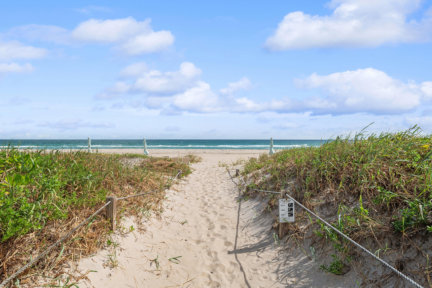 PALM BEACH WHITEHOUSE - Residential