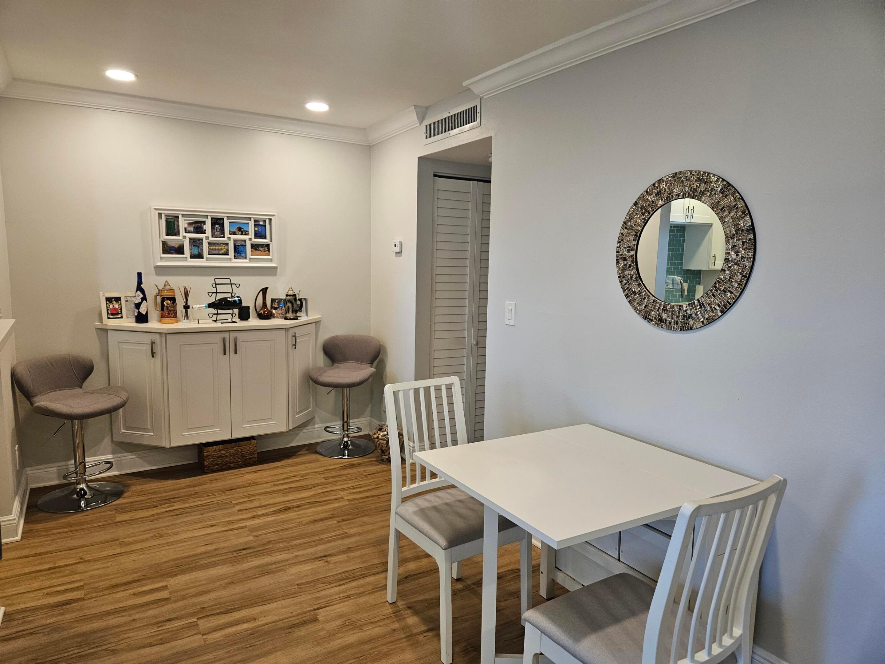 HOLIDAY SPRINGS VILLAGE 1 CONDO - Residential