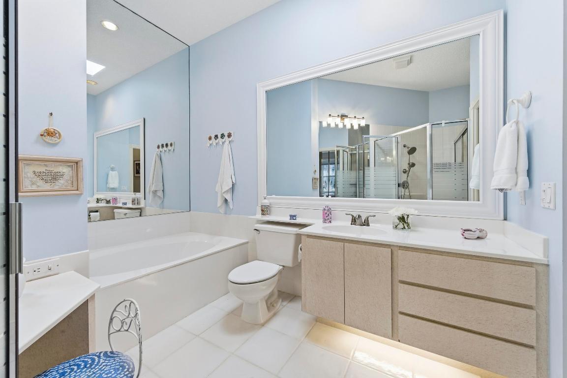 OAKS OAKS EAST 4 - Residential