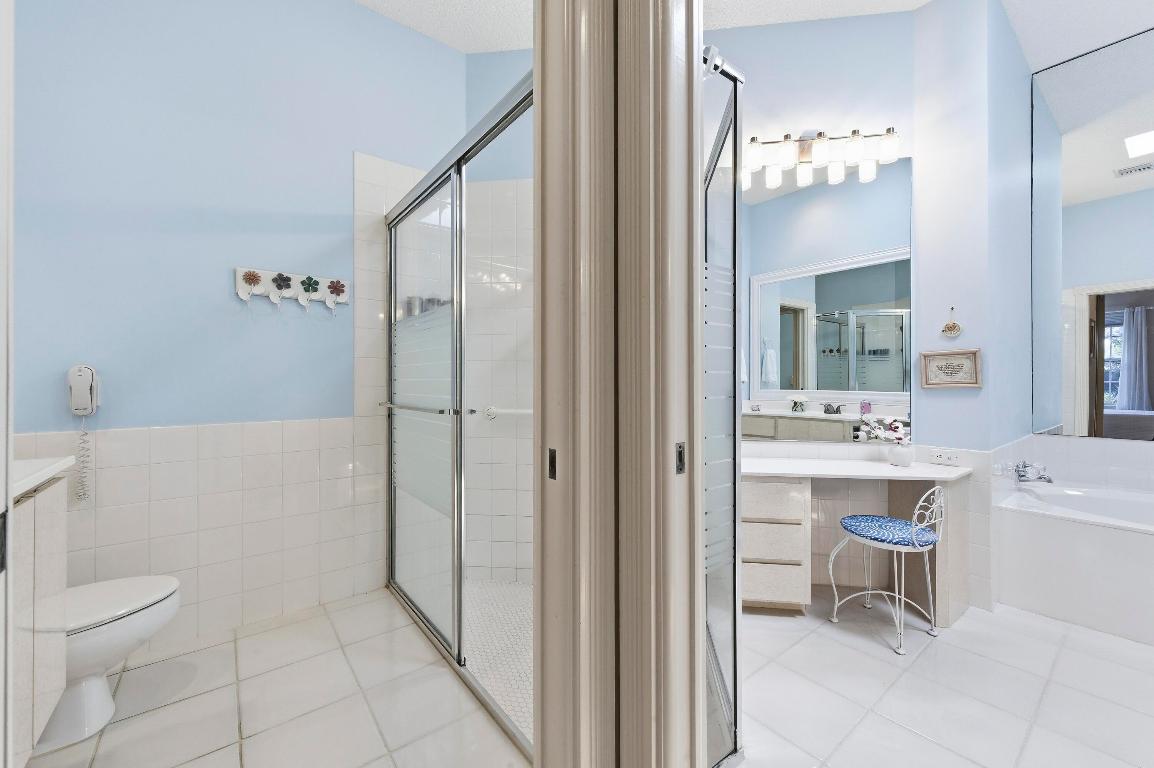 OAKS OAKS EAST 4 - Residential