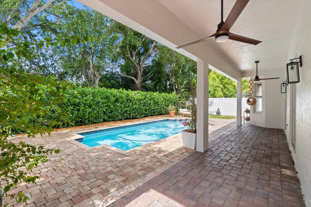 Photo of 19360 SW 29th Court, Miramar, FL 33029 (MLS # B26030747)