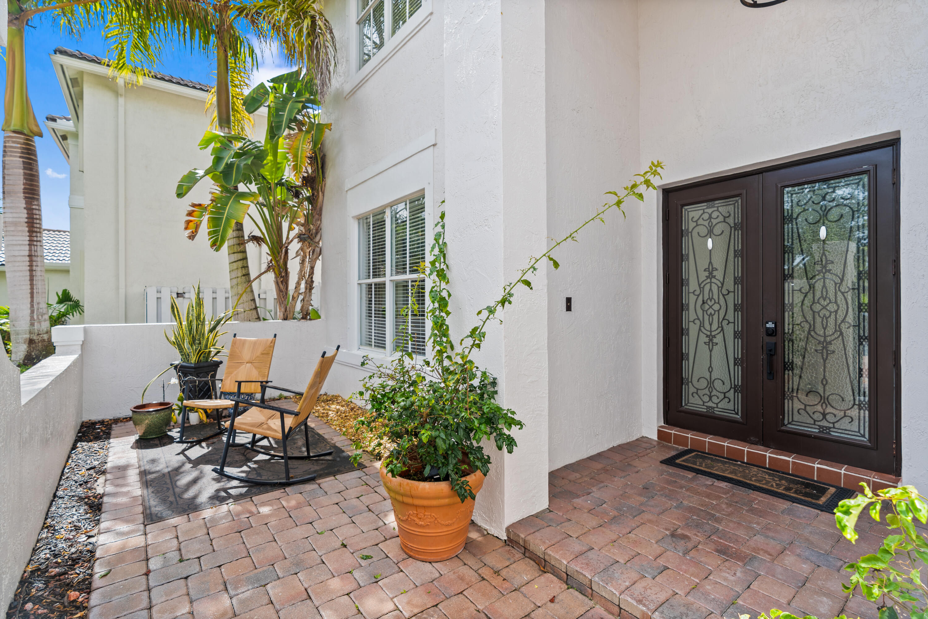 SUNSET LAKES PLAT TWO - Residential