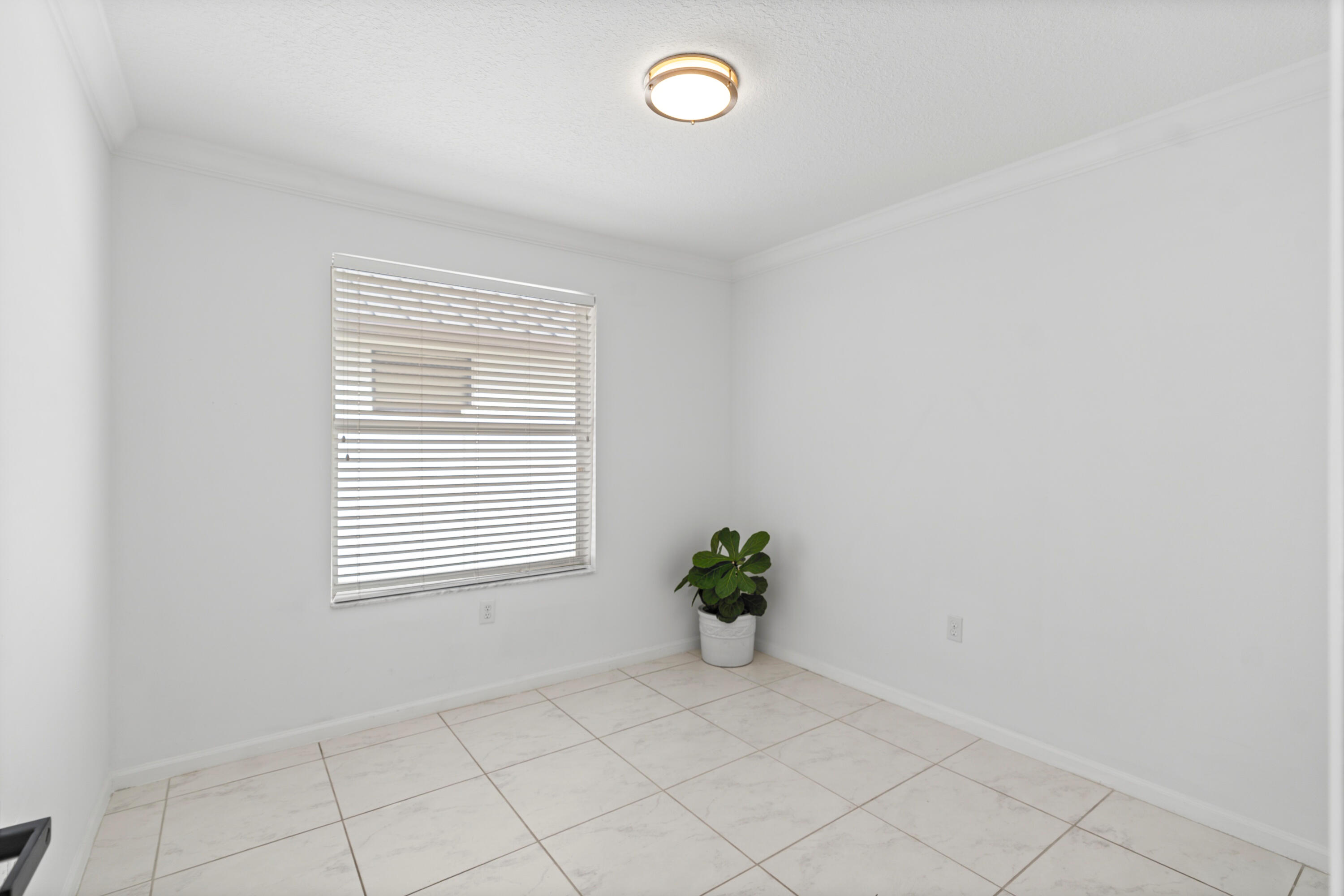SUNSET LAKES PLAT TWO - Residential
