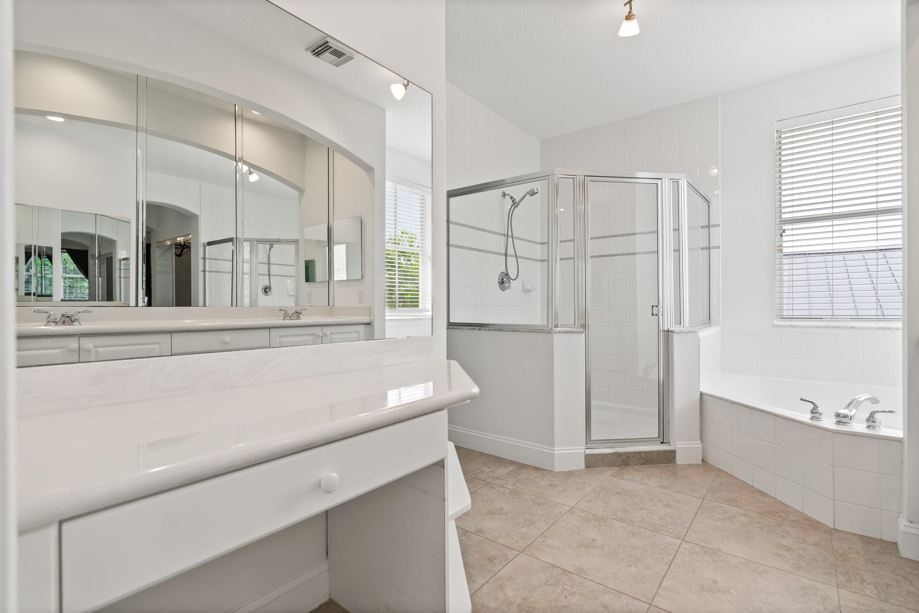 SUNSET LAKES PLAT TWO - Residential