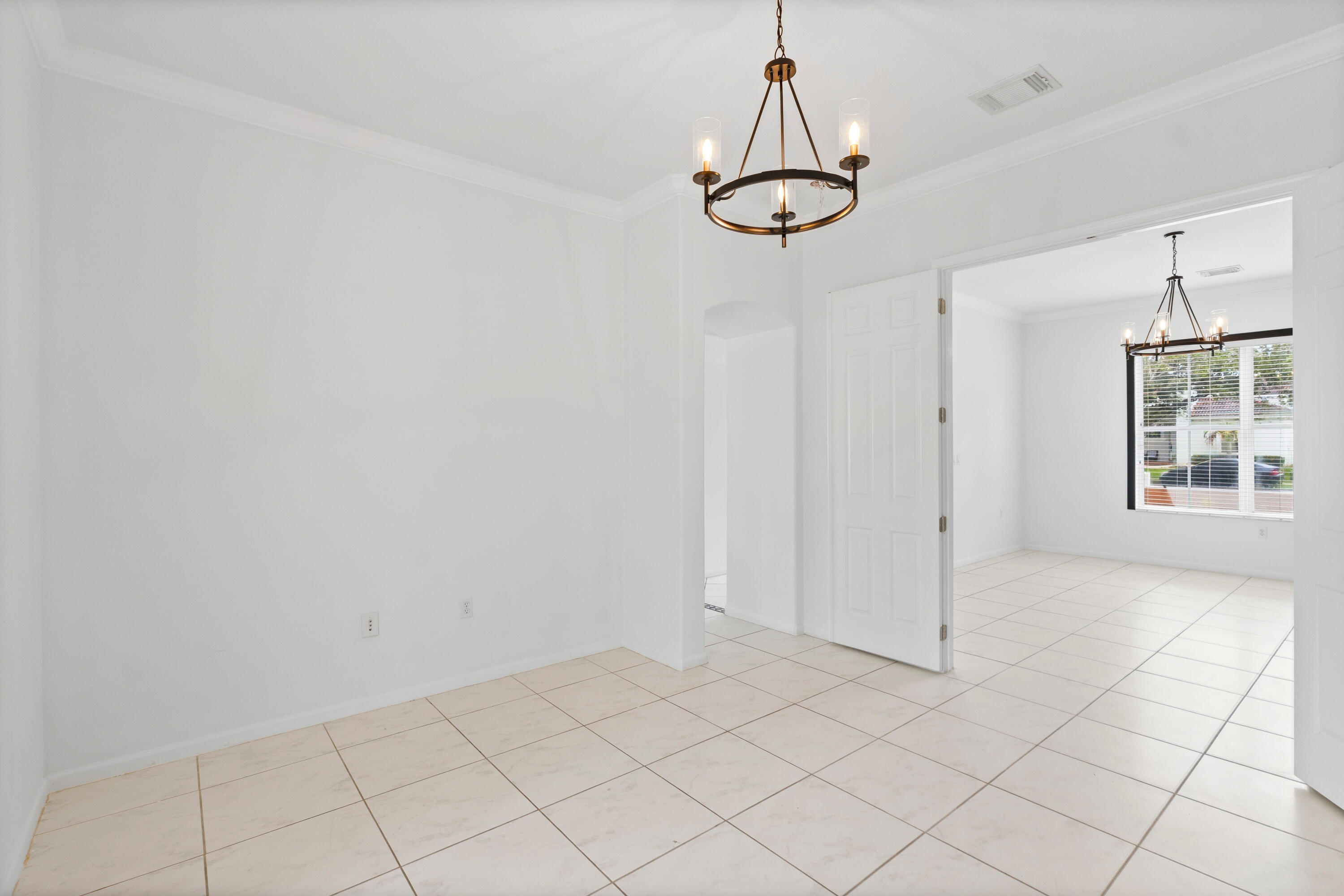 SUNSET LAKES PLAT TWO - Residential