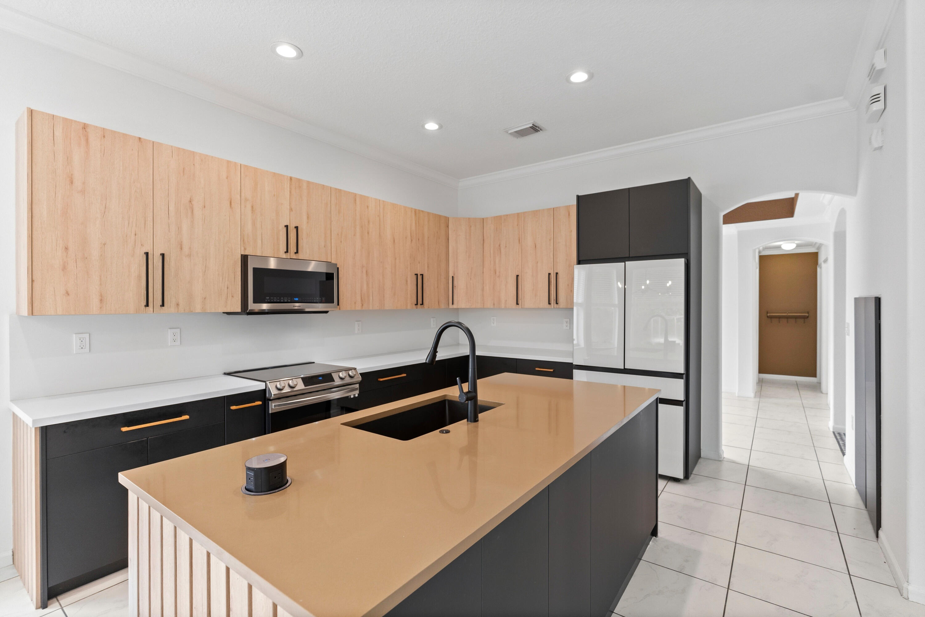 SUNSET LAKES PLAT TWO - Residential