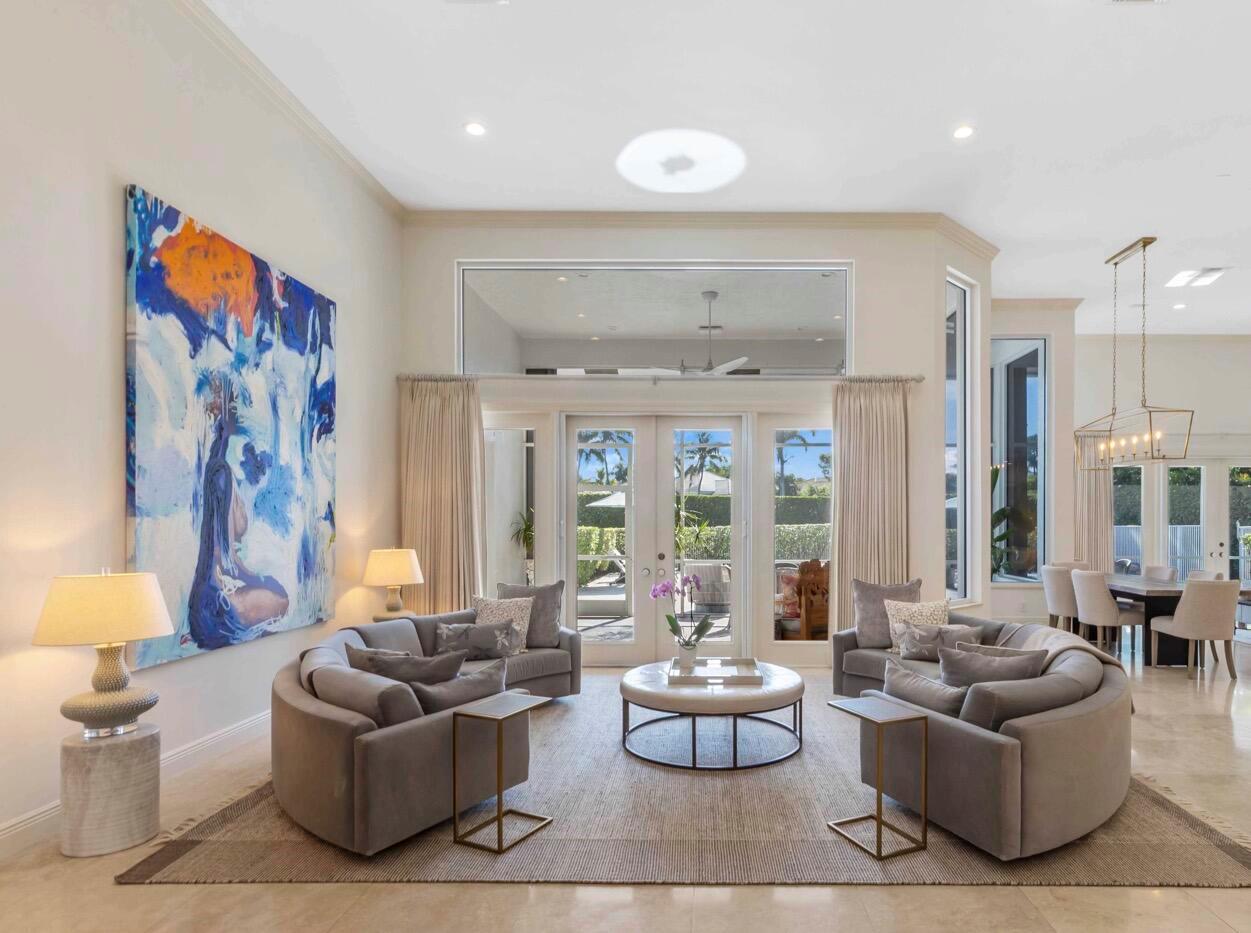 EQUESTRIAN CLUB ESTATES - Residential