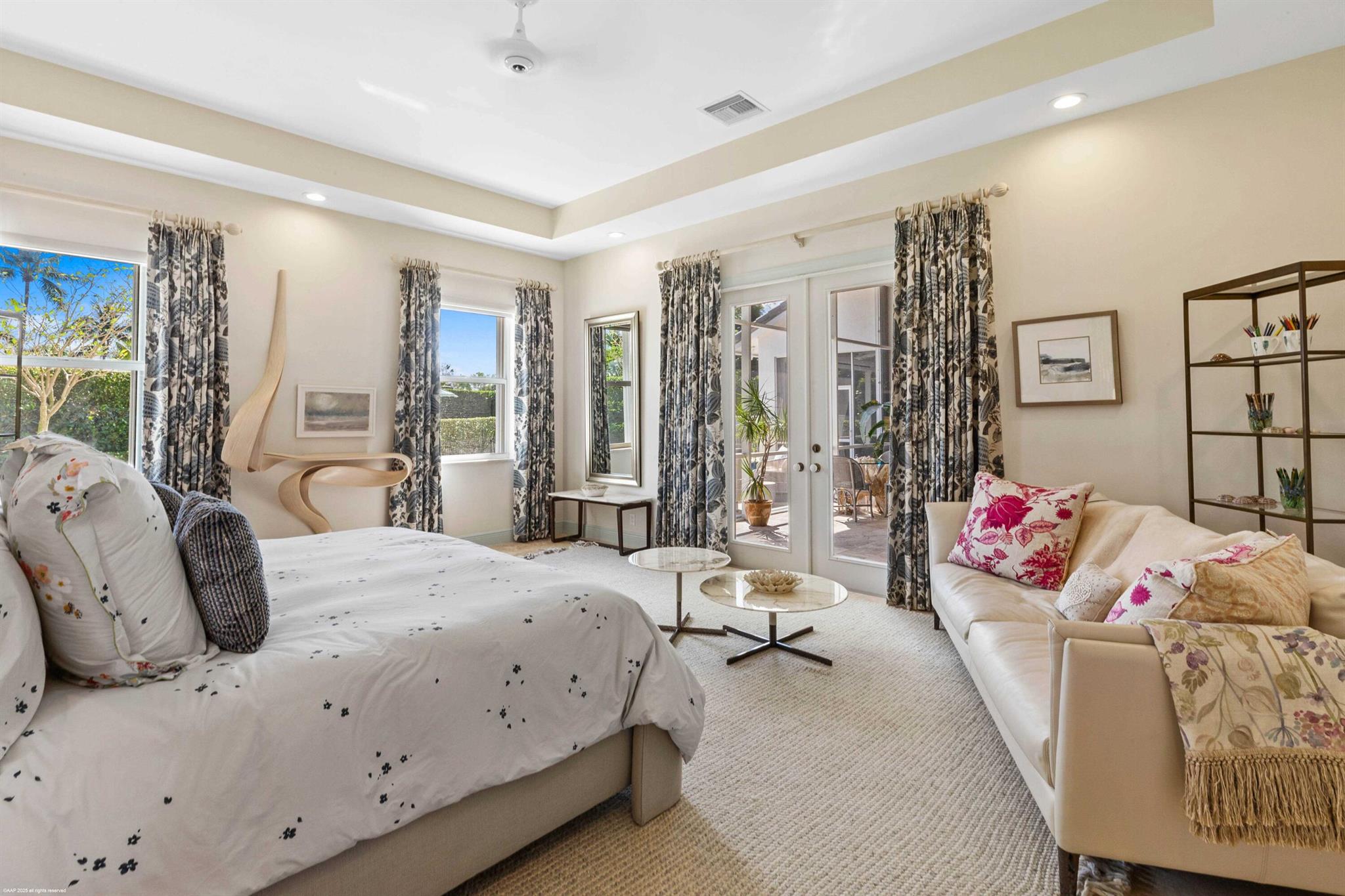 EQUESTRIAN CLUB ESTATES - Residential