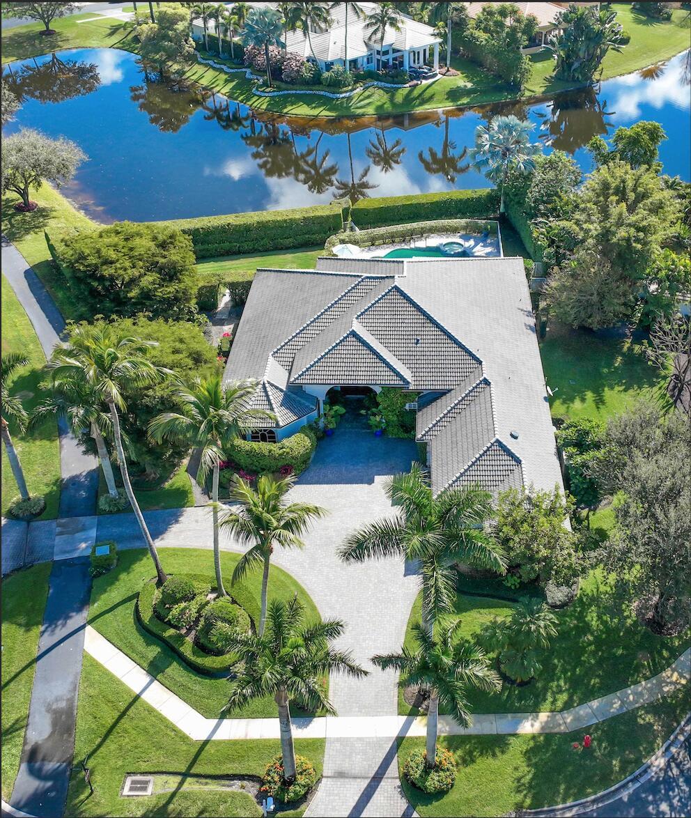 EQUESTRIAN CLUB ESTATES - Residential