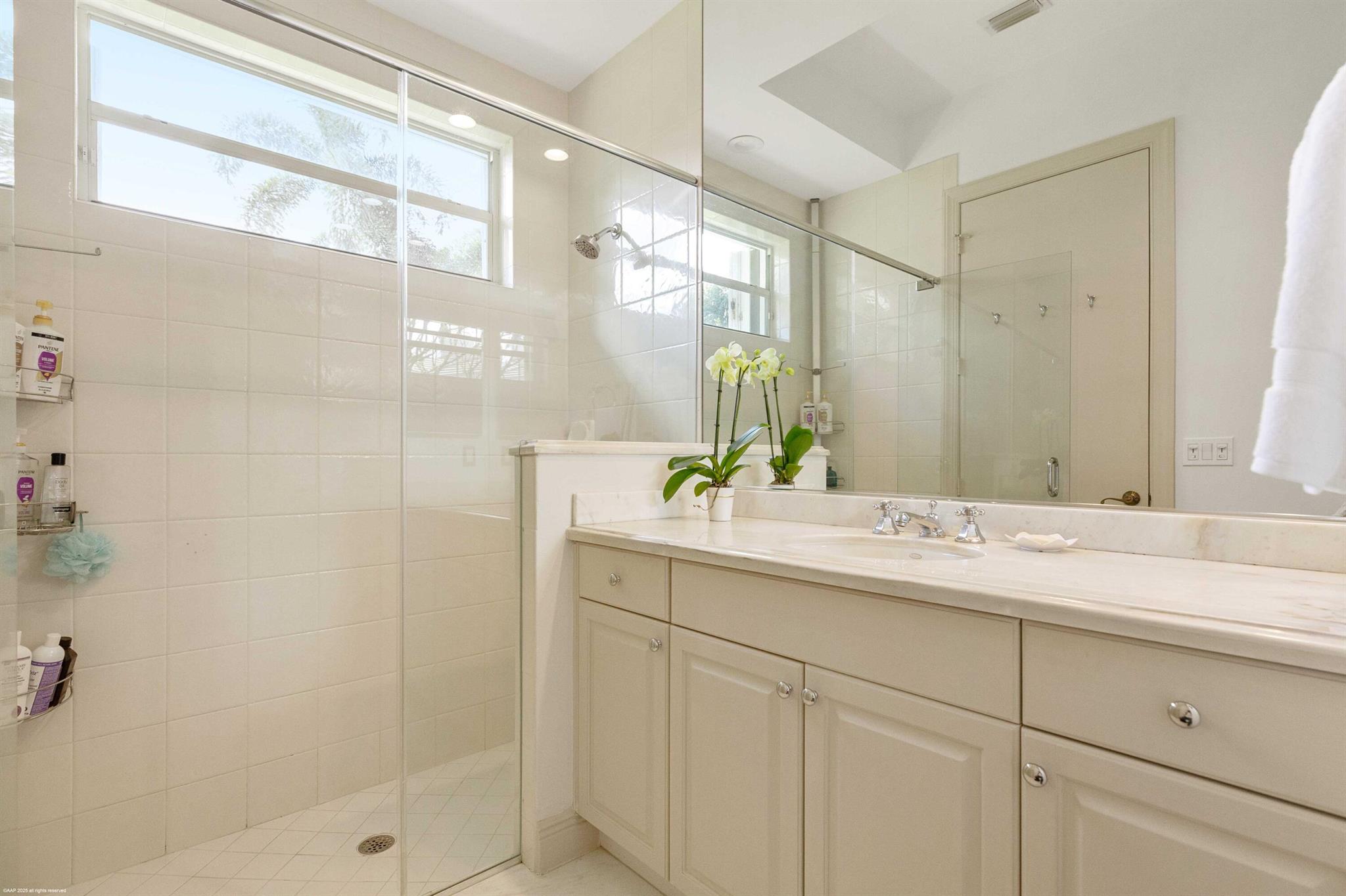 EQUESTRIAN CLUB ESTATES - Residential