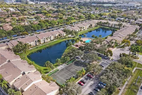 2640 S University Dr Unit 129, Davie, FL 33328 - MLS#: F10499768