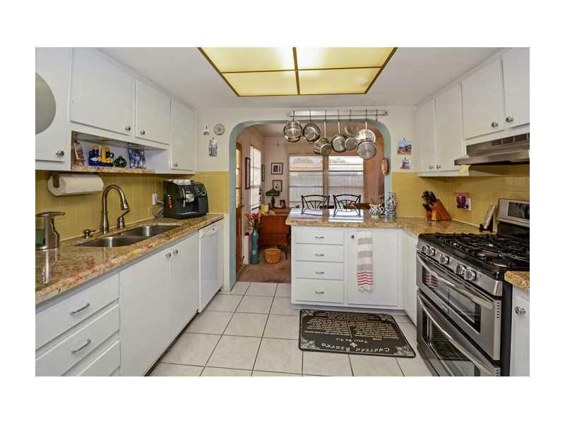 SUNRISE GOLF VILLAGE 20 - Residential