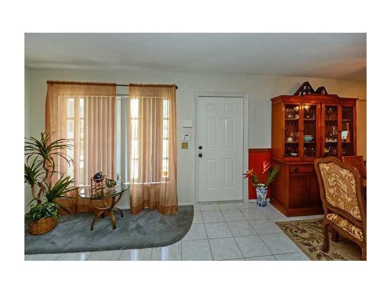 SUNRISE GOLF VILLAGE 20 - Residential