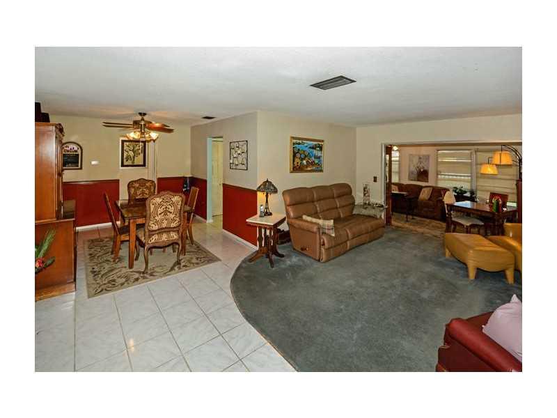 SUNRISE GOLF VILLAGE 20 - Residential