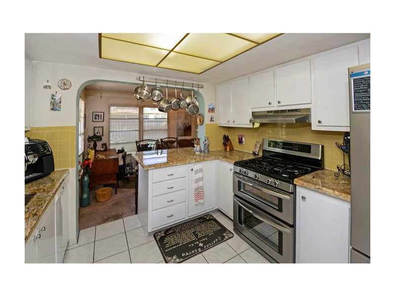 SUNRISE GOLF VILLAGE 20 - Residential