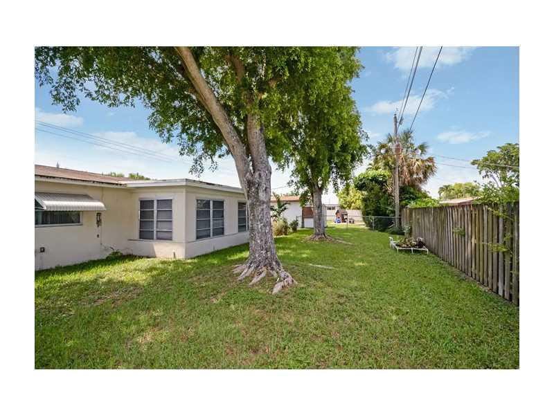 SUNRISE GOLF VILLAGE 20 - Residential