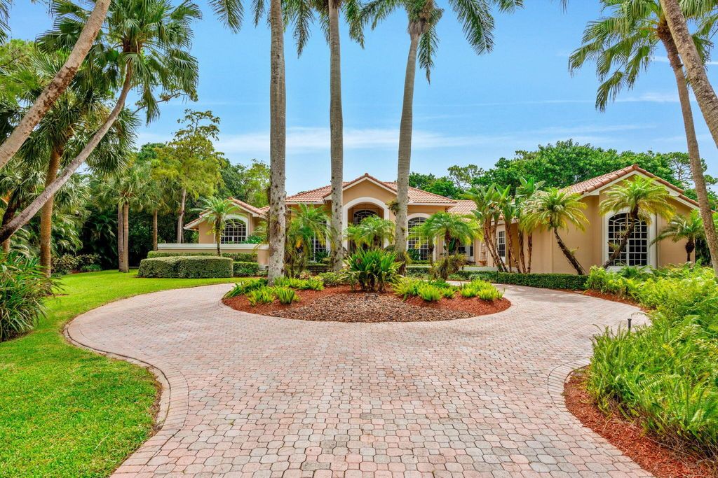 Photo of 5285 E Leitner Drive, Coral Springs, FL 33067 (MLS # R11108475)