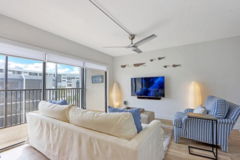 Photo of 1605 S Us Highway 1 #D405, Jupiter, FL 33477 (MLS # R11105318)