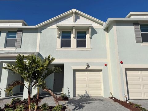 617 Salisbury Circle Fort Pierce FL 34982