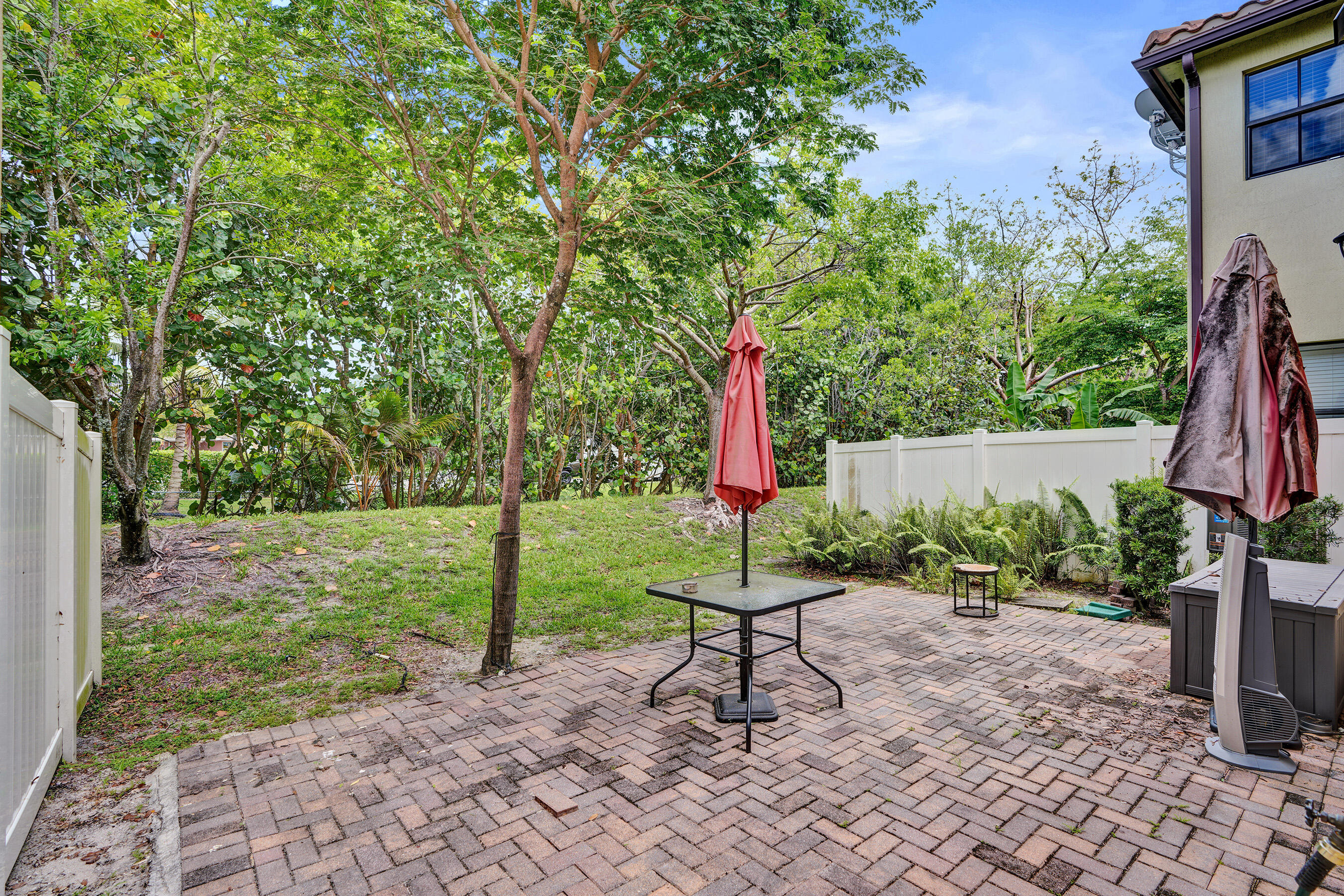 SABAL PALM BY PRESTIGE - Residential
