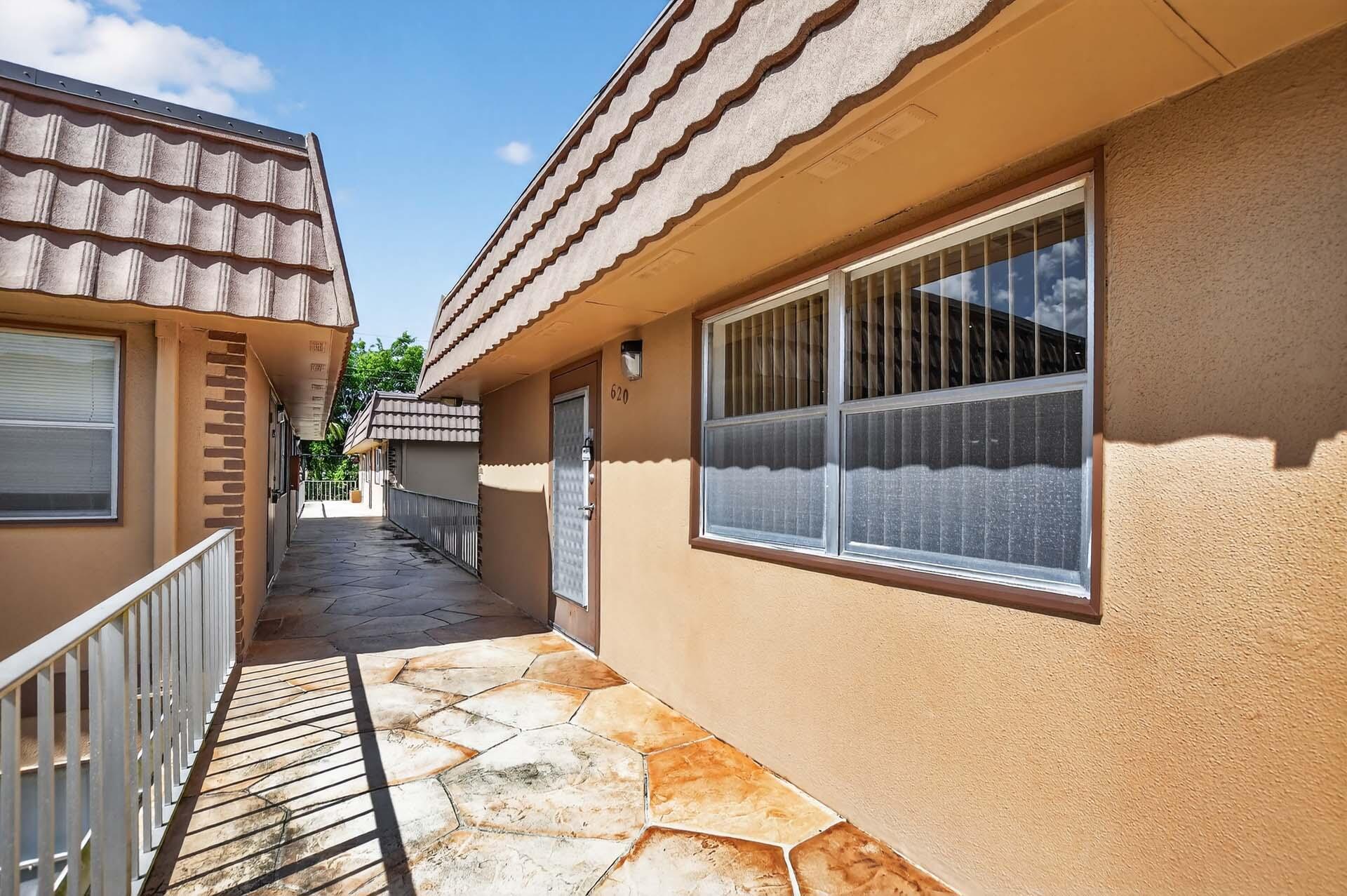 KINGS POINT BRITTANY CONDOS - Residential Lease