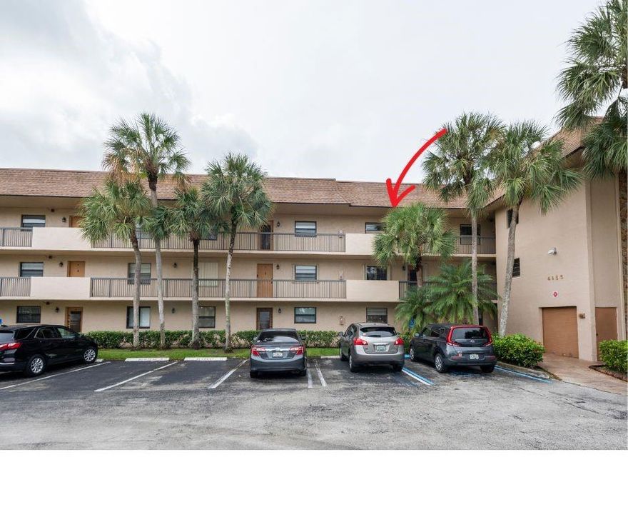 LOOK NO FURTHER! This spacious 2/2 offers 1,350 sq ft of living space. Located in the highly sought after community of Lakes of Carriage Hills, this unit offers beautiful lake views from Florida Room & primary bedroom. A beautifully updated kitchen w/ wood cabinets & Quartz Countertops, Updated bathrooms, dual sinks in Primary Bath, Ceramic tile & laminate flooring throughout. 2 large bedrooms, spacious walk-in closets, large laundry/utility room w/ full-size washer/dryer. Plenty of closets & storage space here! Enjoy strolls on the walking paths & bridges throughout this beautifully maintained active 55+ community. Clubhouse, activities, 2 heated pools, tennis courts, shuffleboard & much more all just steps from your front door. Centrally located, close to shopping, major highways & FLL.