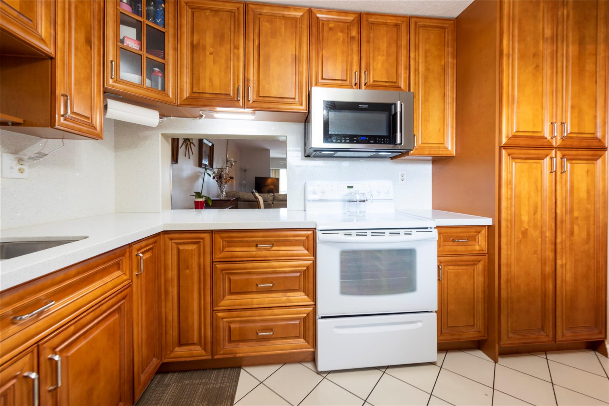 LAKES OF CARRIAGE HILLS - Residential