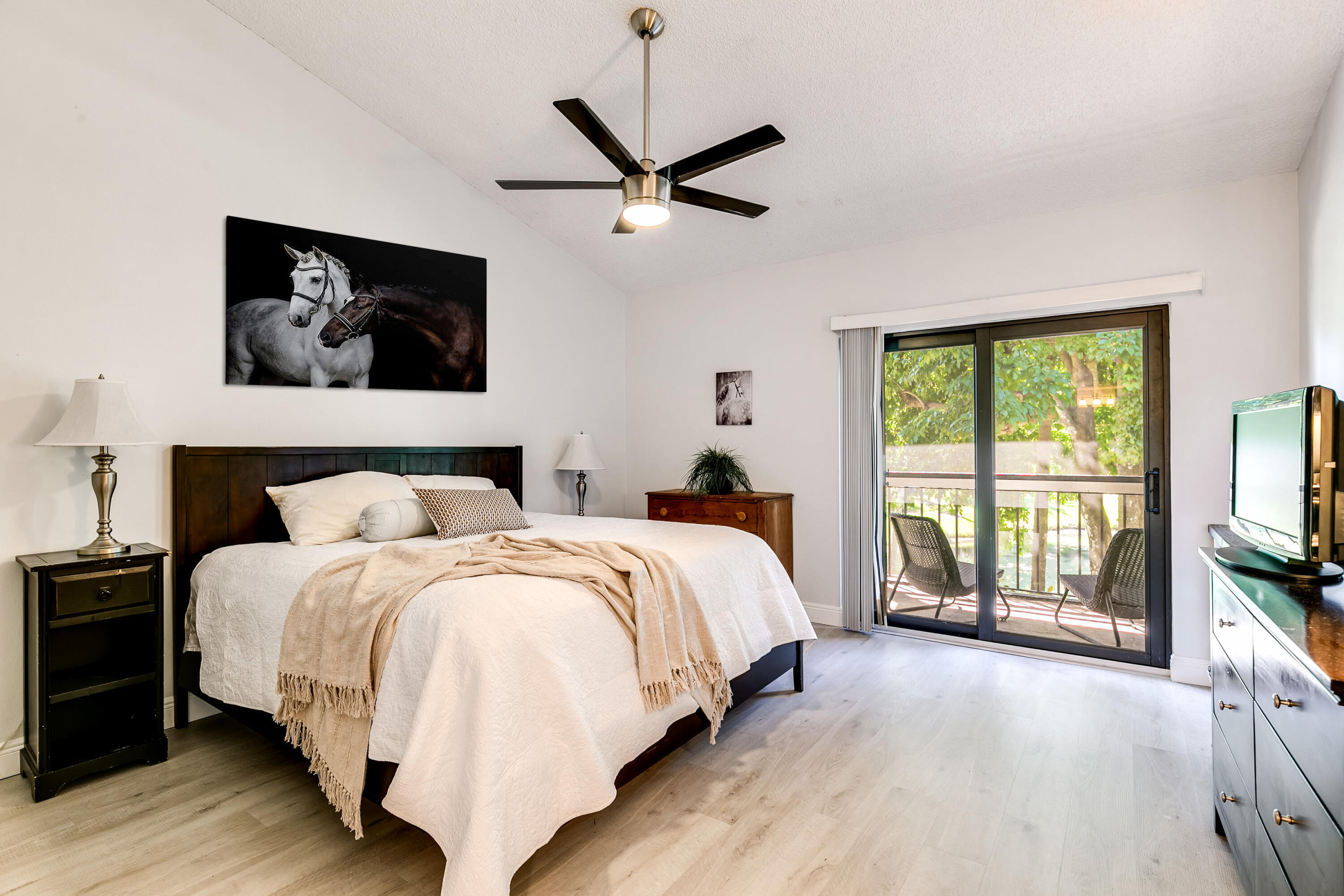 TENNIS LODGES 1 CONDO - Residential Lease