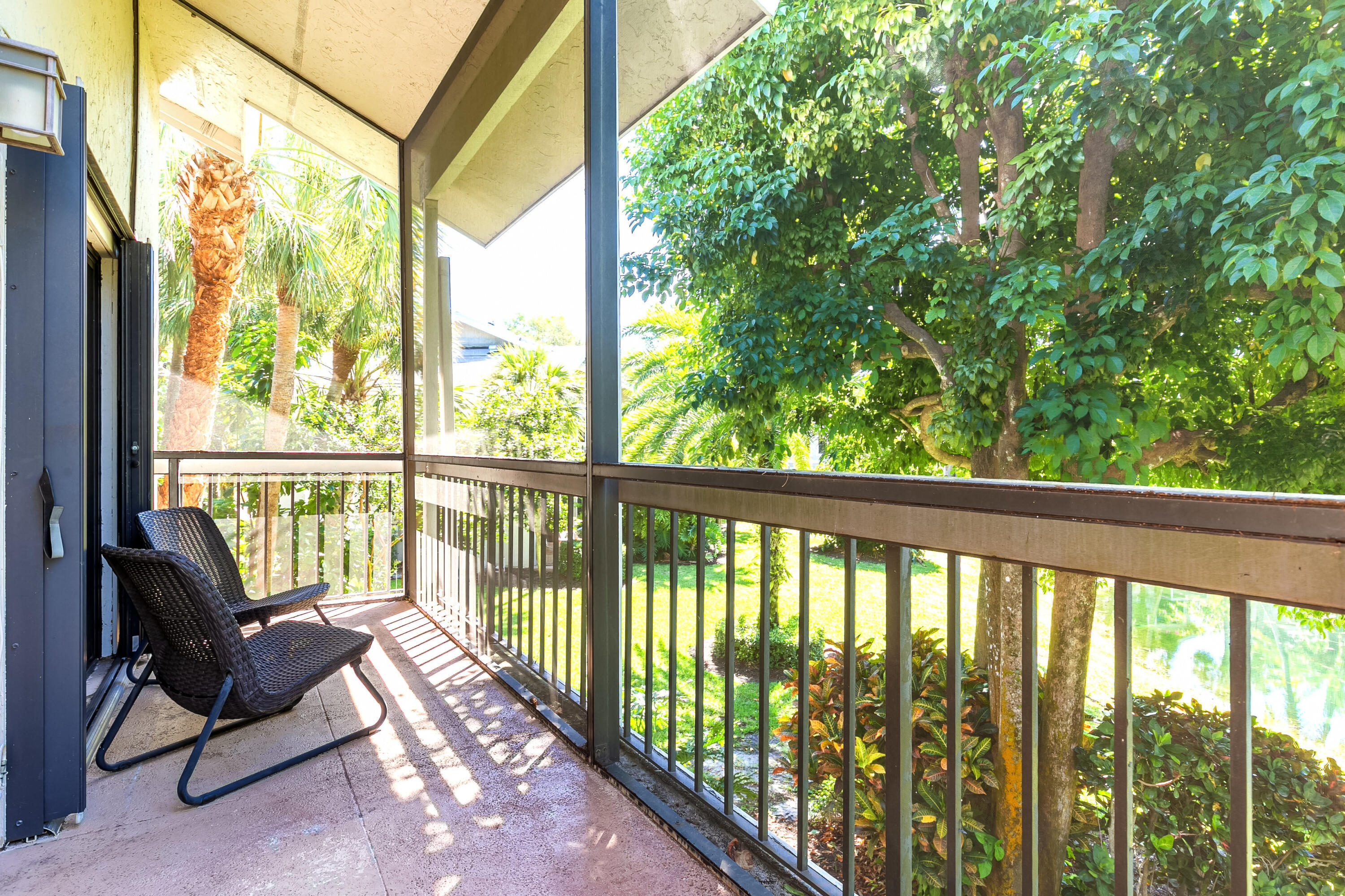 TENNIS LODGES 1 CONDO - Residential Lease