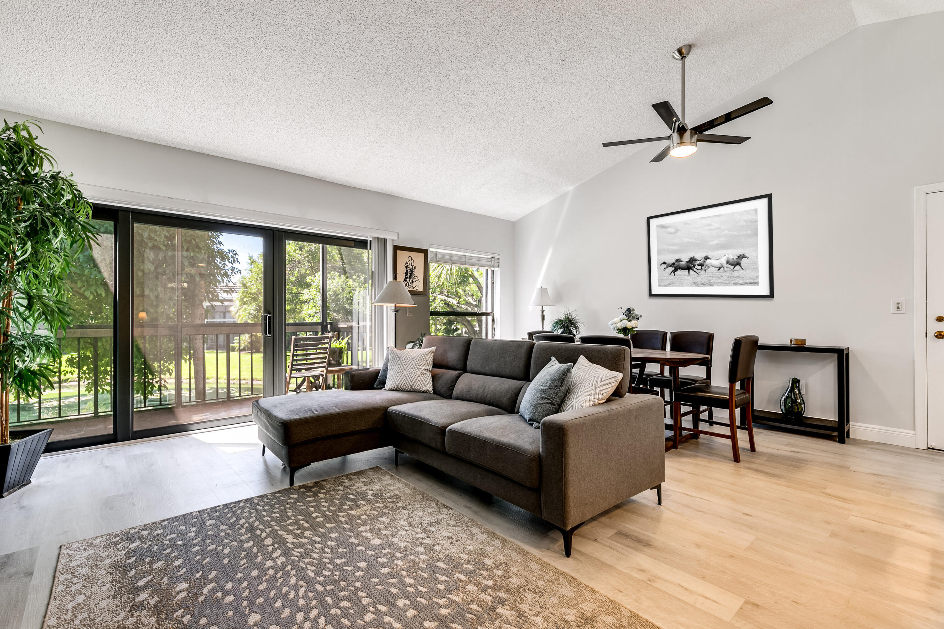 TENNIS LODGES 1 CONDO - Residential Lease