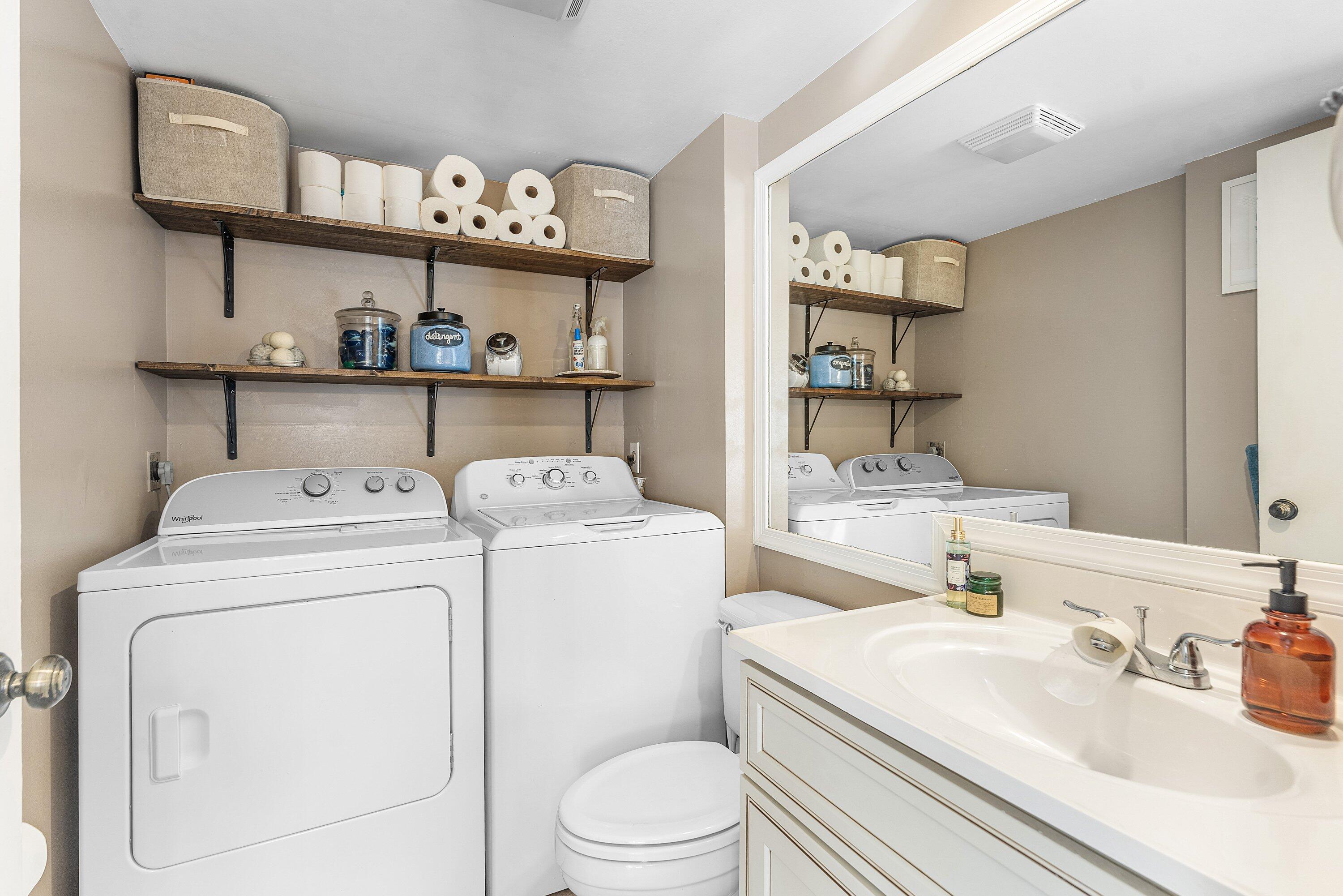 VILLAGE OF SANDALWOOD LAKES 2 - Residential