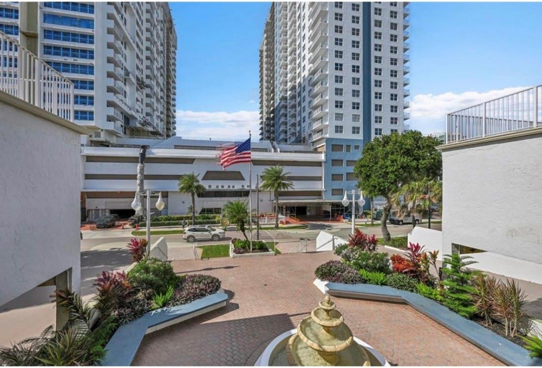 Pompano Beach Club North - Residential