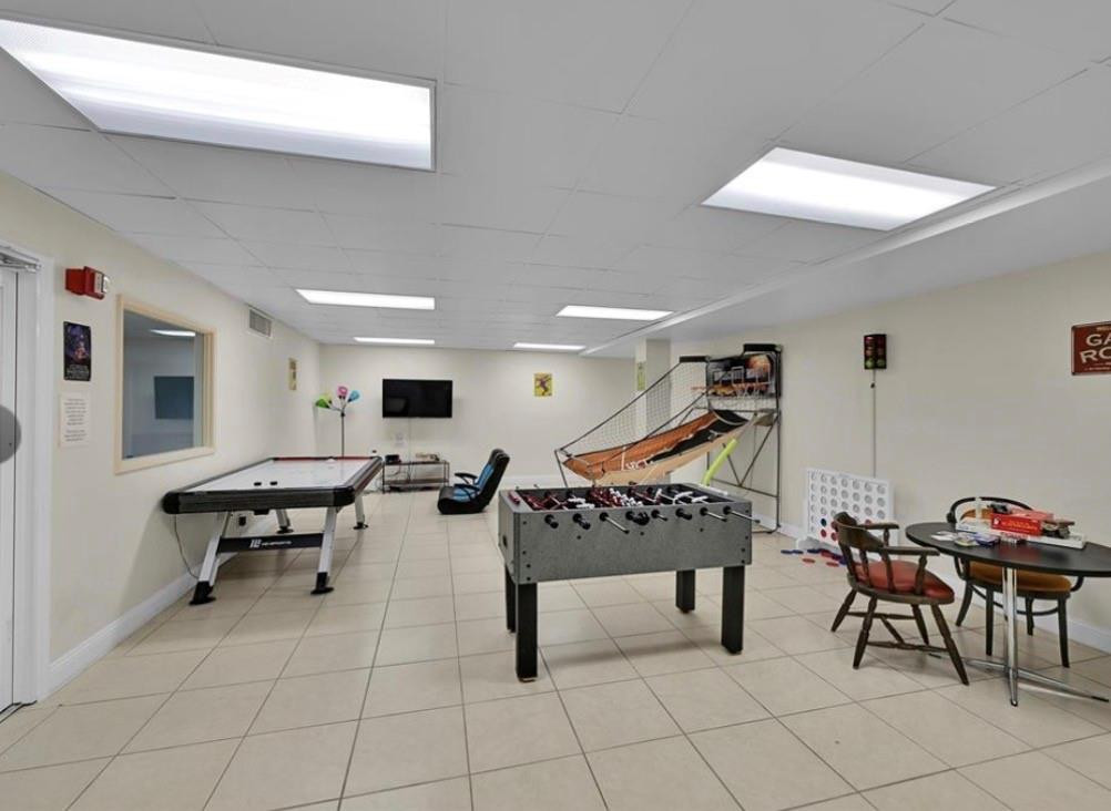 Pompano Beach Club North - Residential