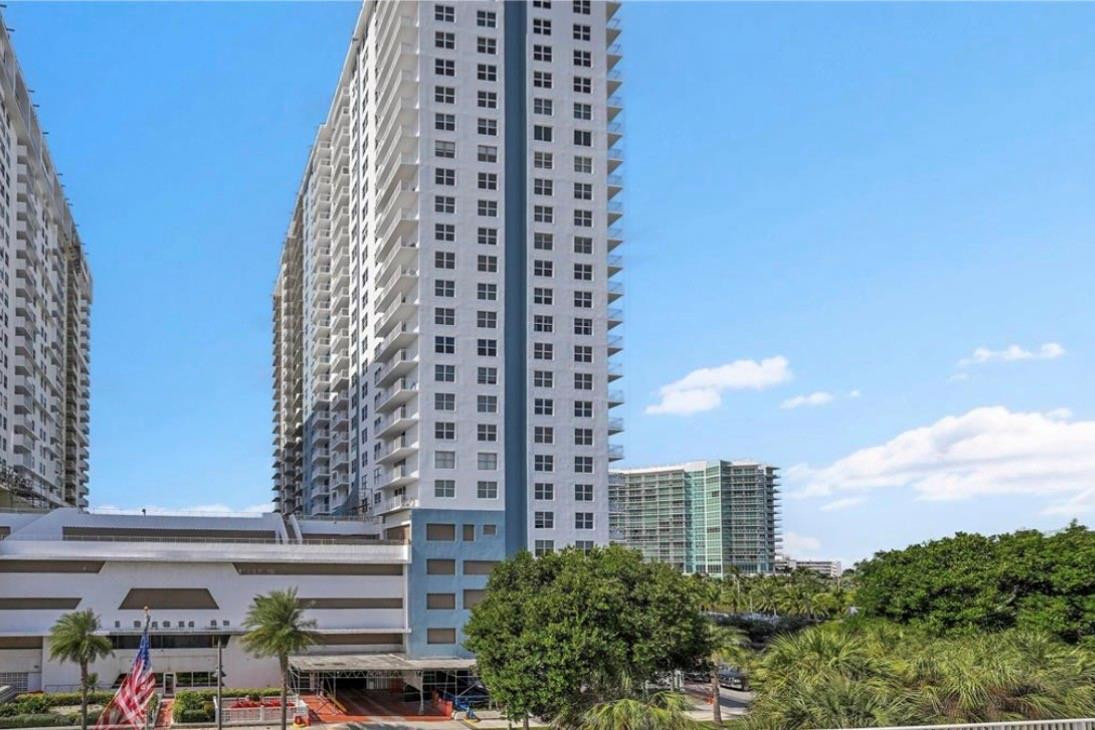 Pompano Beach Club North - Residential