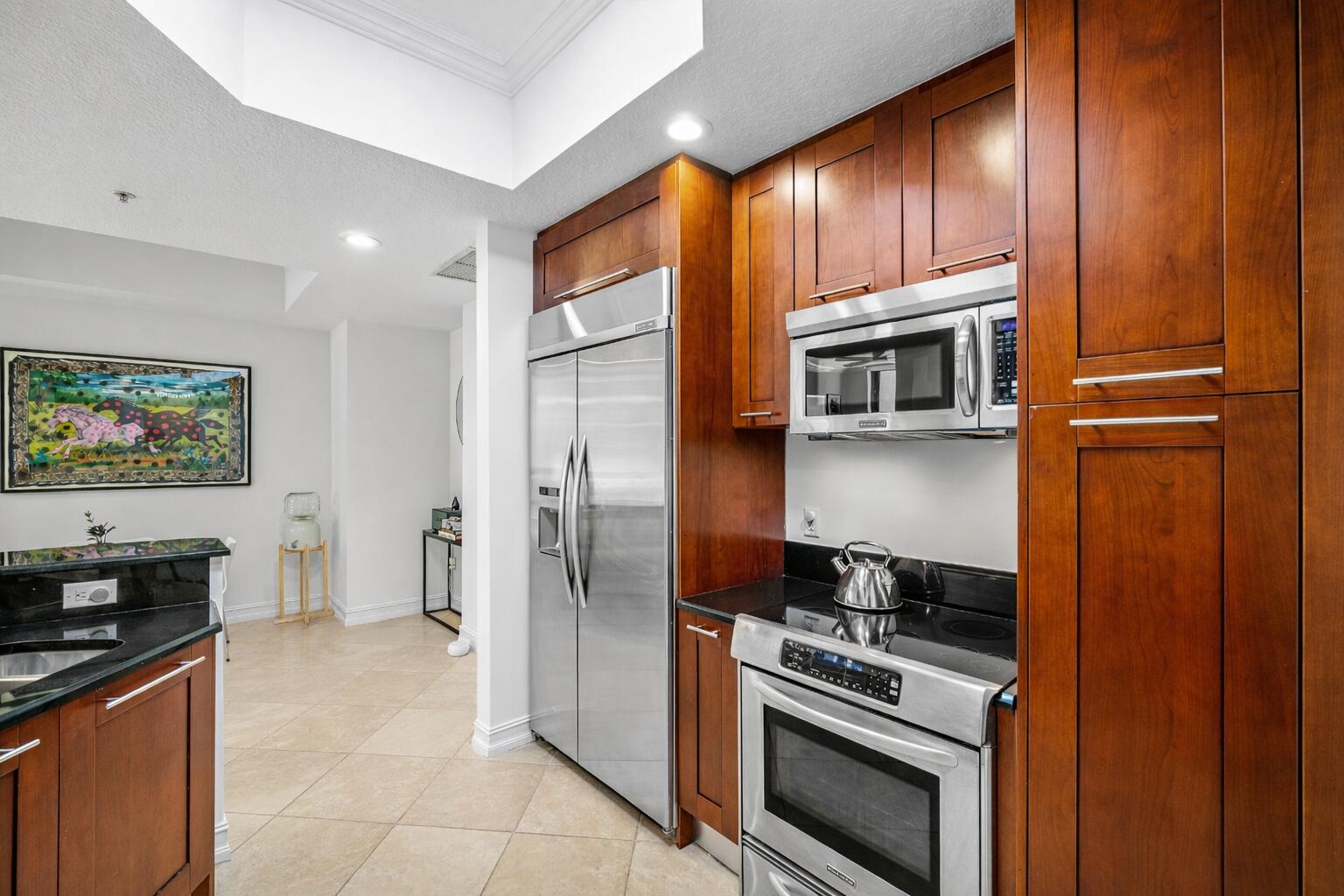 701 S Olive Avenue 1605