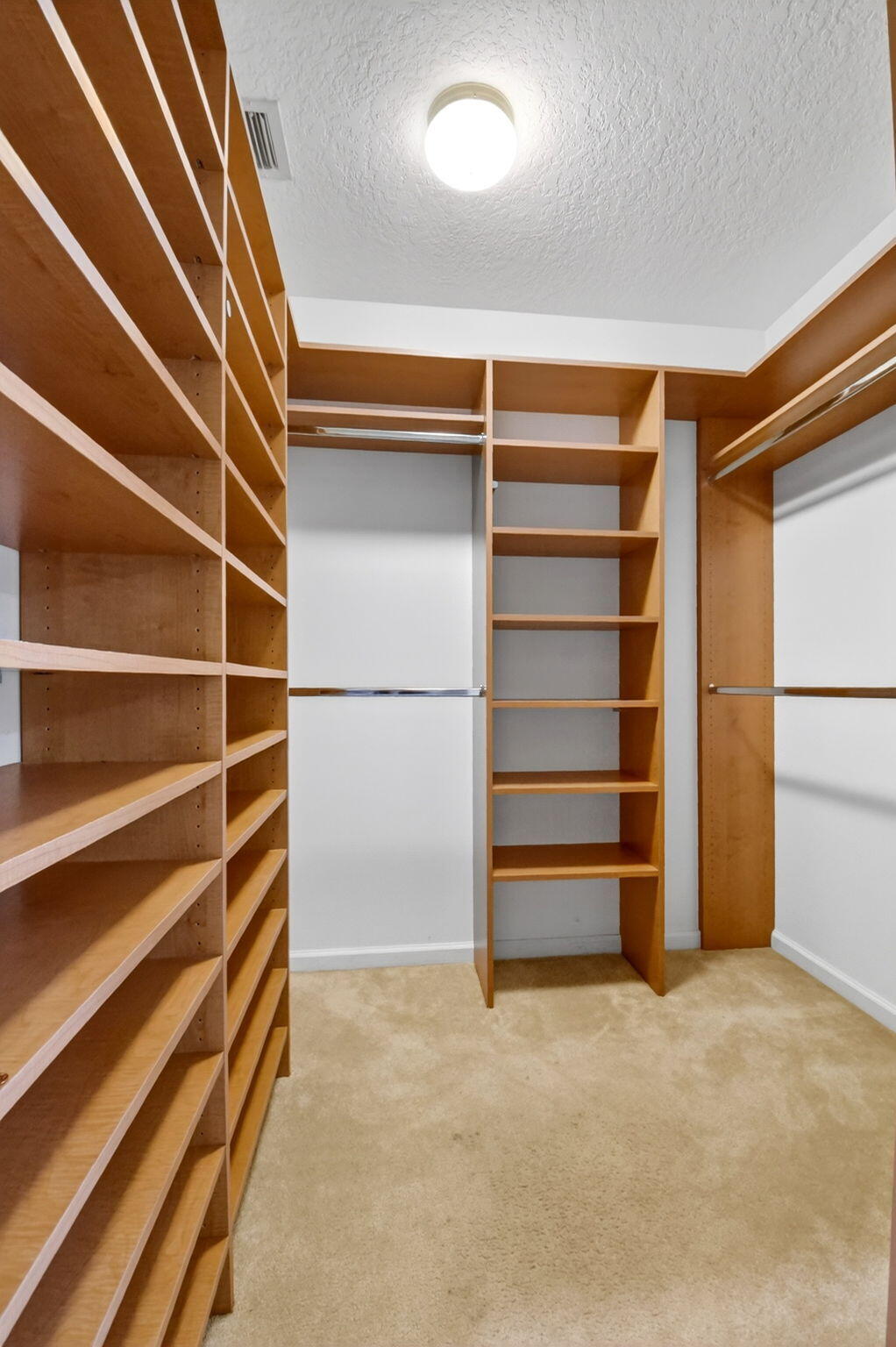 VIZCAYA 3 - Residential