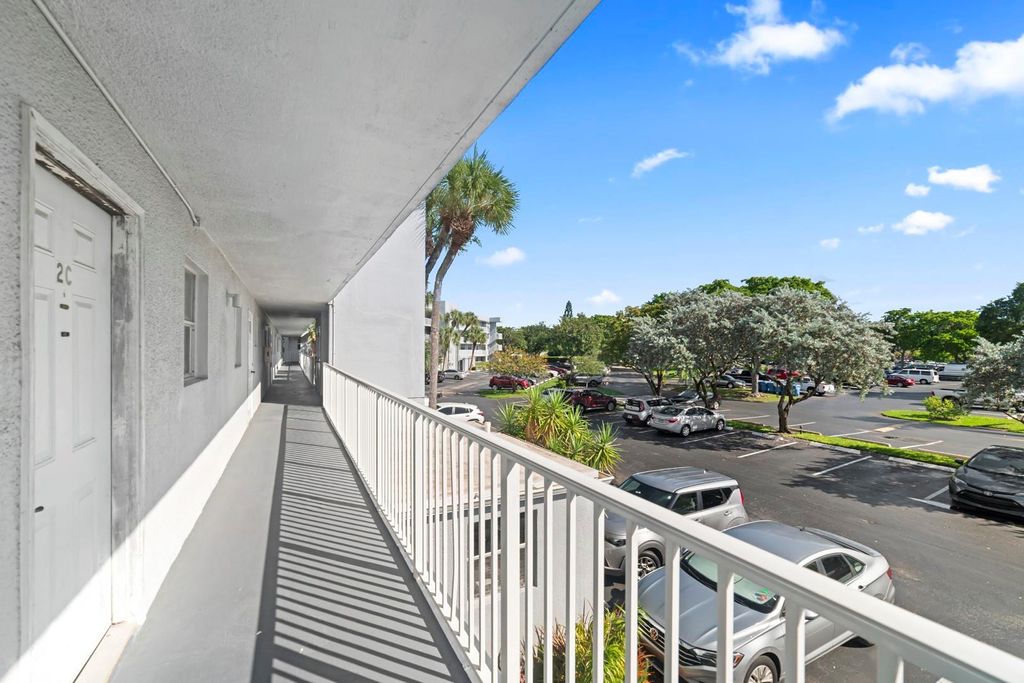 Photo of 113 Royal Park Drive #2c, Oakland Park, FL 33309 (MLS # F10546599)