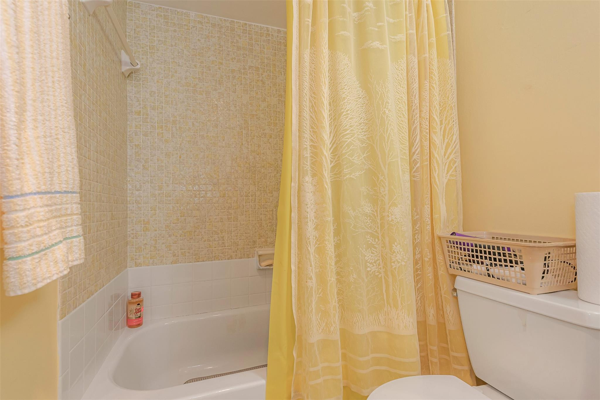 WATERGATE CONDOMINIUM - Residential