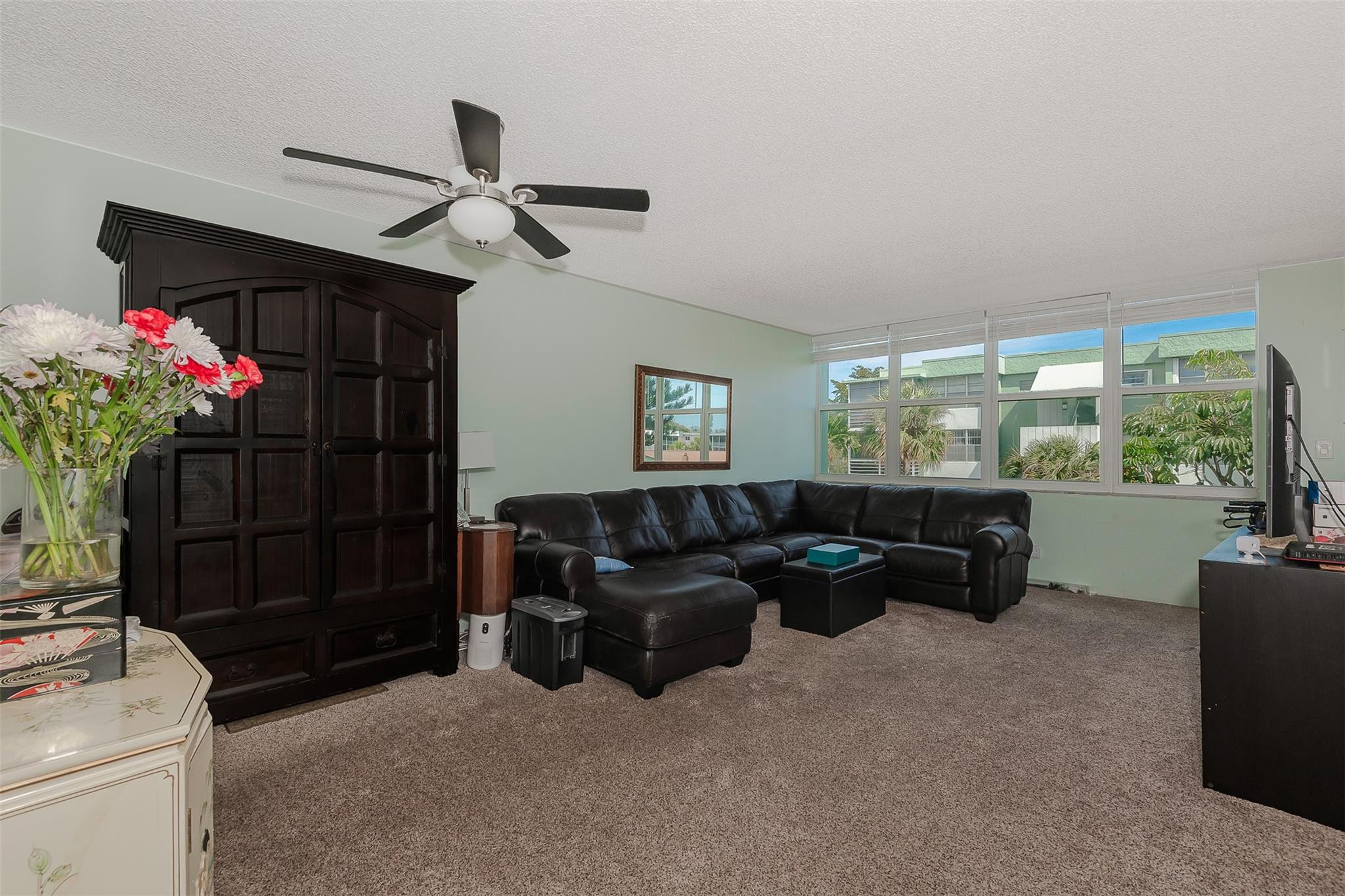 WATERGATE CONDOMINIUM - Residential