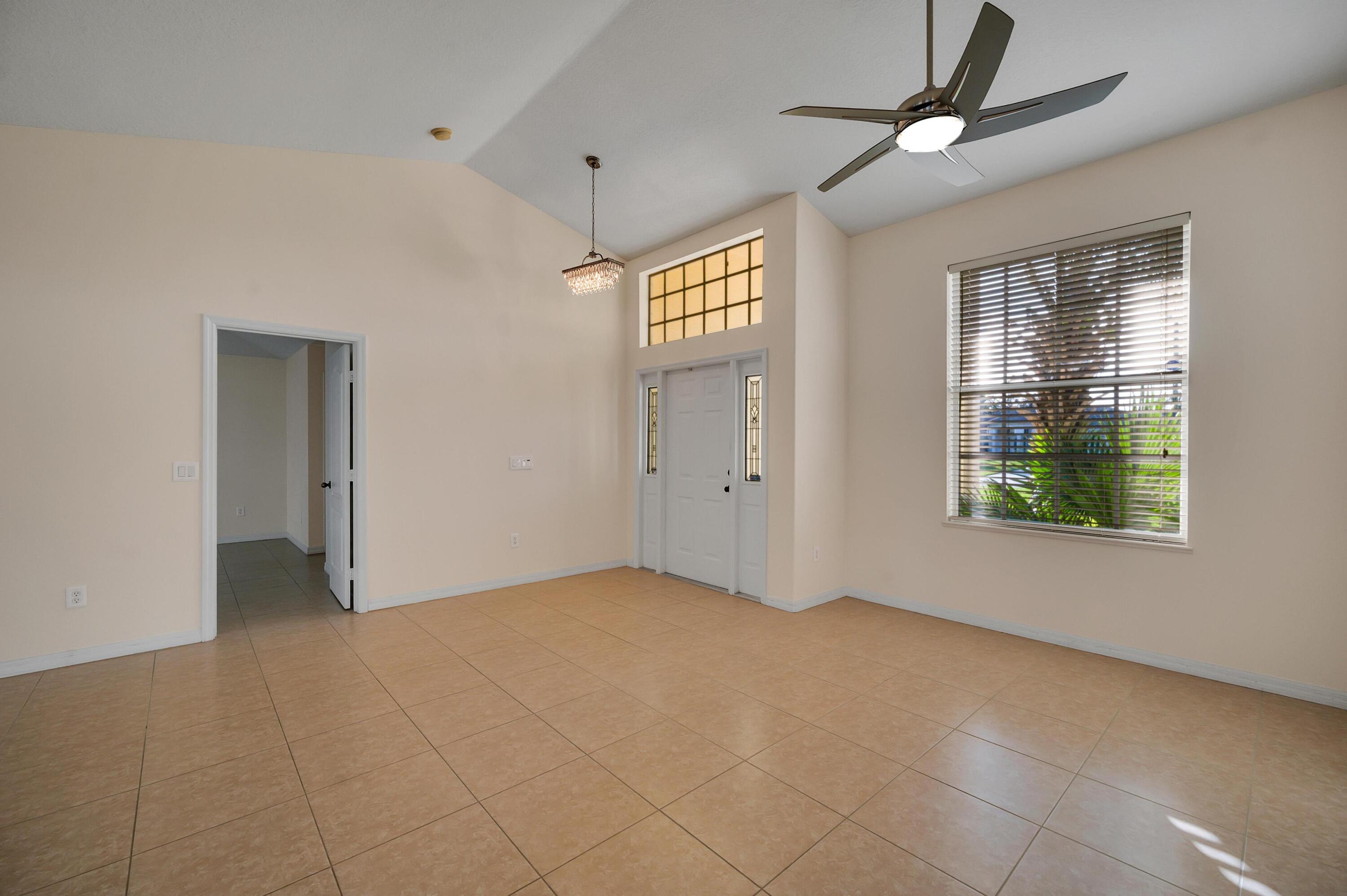 PORT ST LUCIE SECTION 33 - Residential Lease