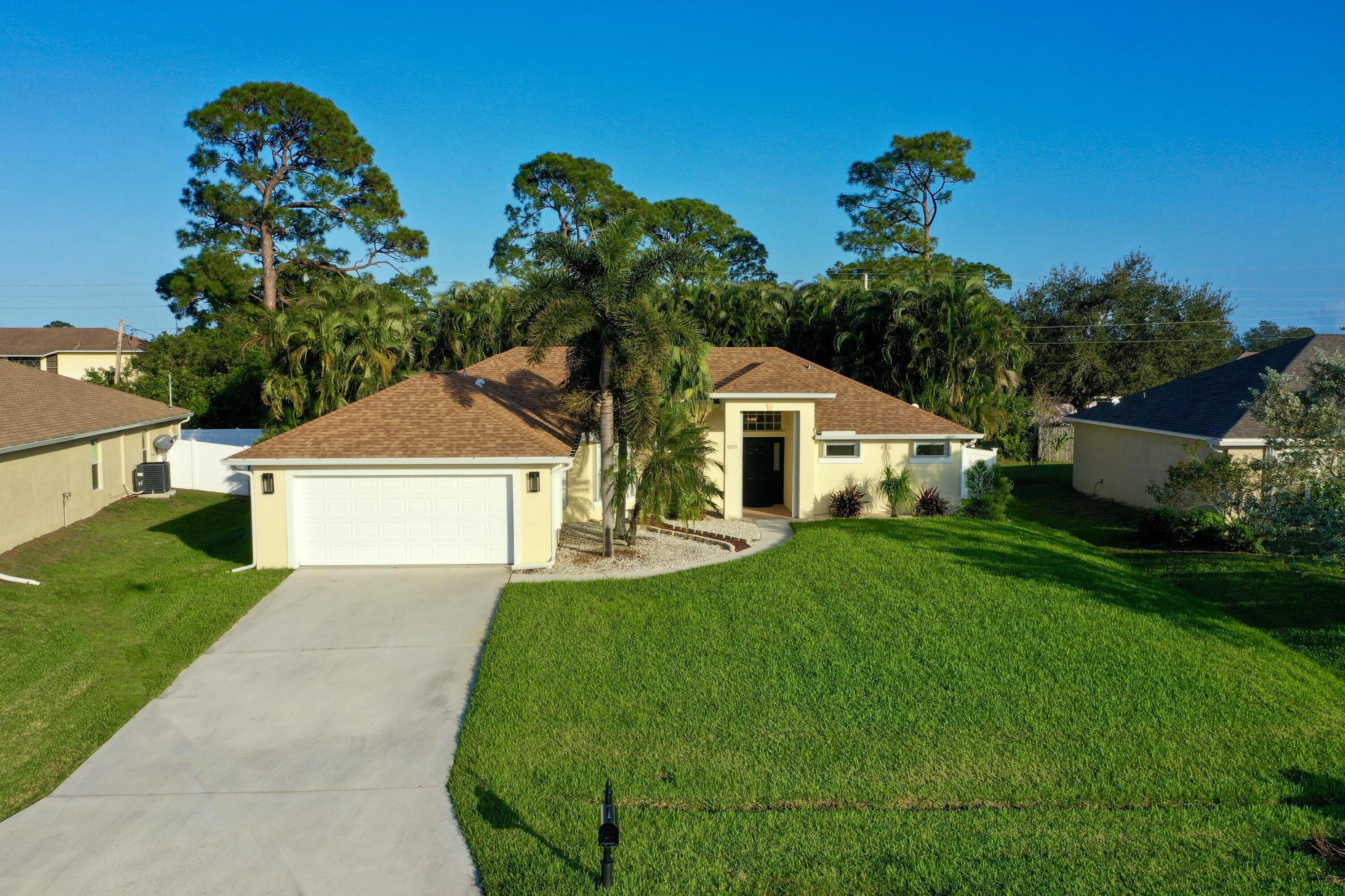 PORT ST LUCIE SECTION 33 - Residential Lease