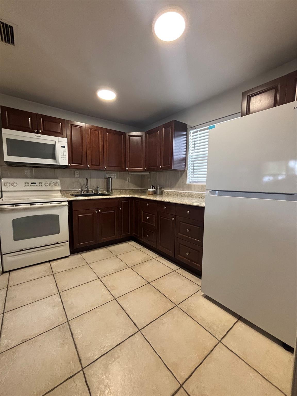 Playland Estates Sec 1 34 - Residential